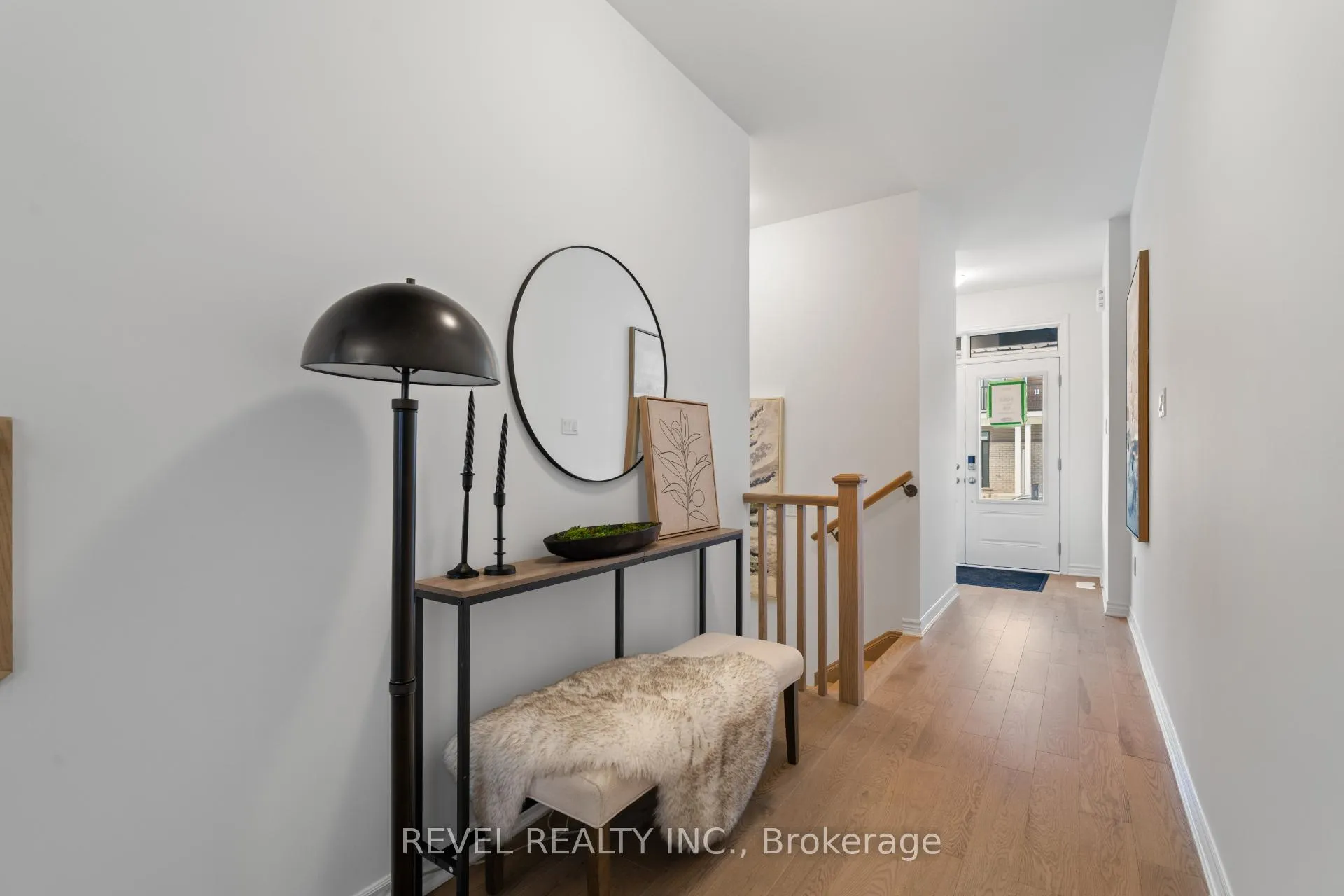 Photo 3 of 1391 Hearns Place, Milton, Bowes — HOMEH