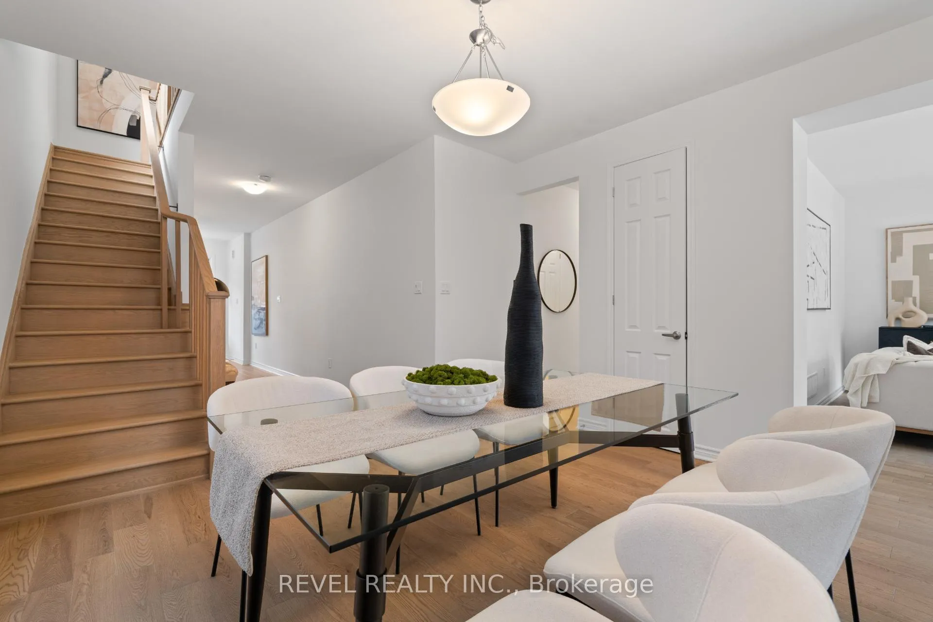 Photo 5 of 1391 Hearns Place, Milton, Bowes — HOMEH