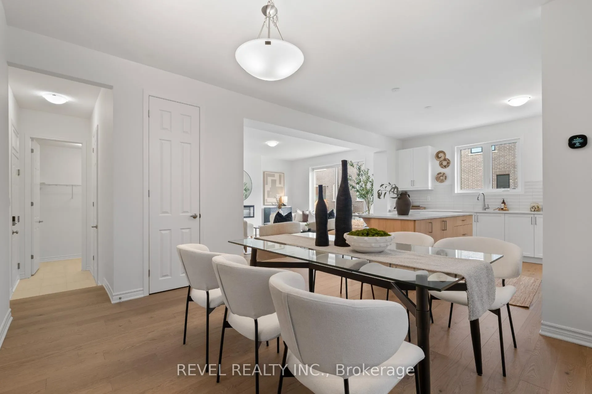 Photo 6 of 1391 Hearns Place, Milton, Bowes — HOMEH