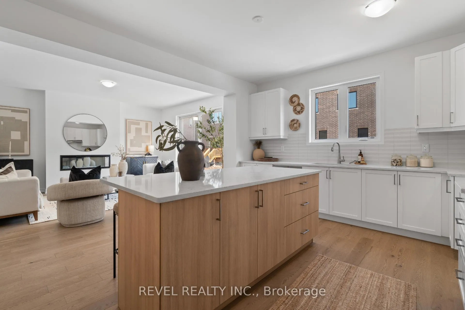 Photo 9 of 1391 Hearns Place, Milton, Bowes — HOMEH