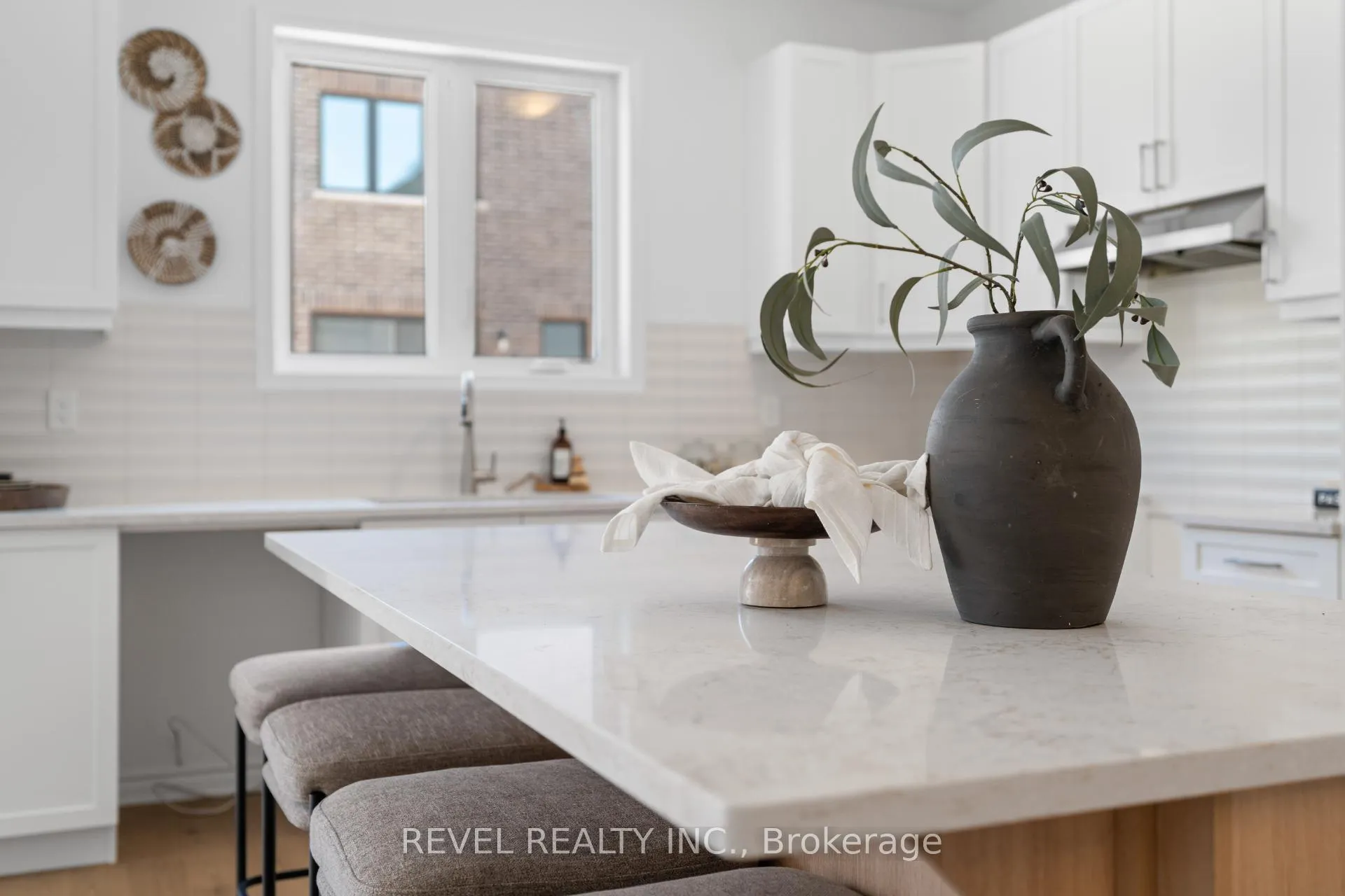 Photo 15 of 1391 Hearns Place, Milton, Bowes — HOMEH