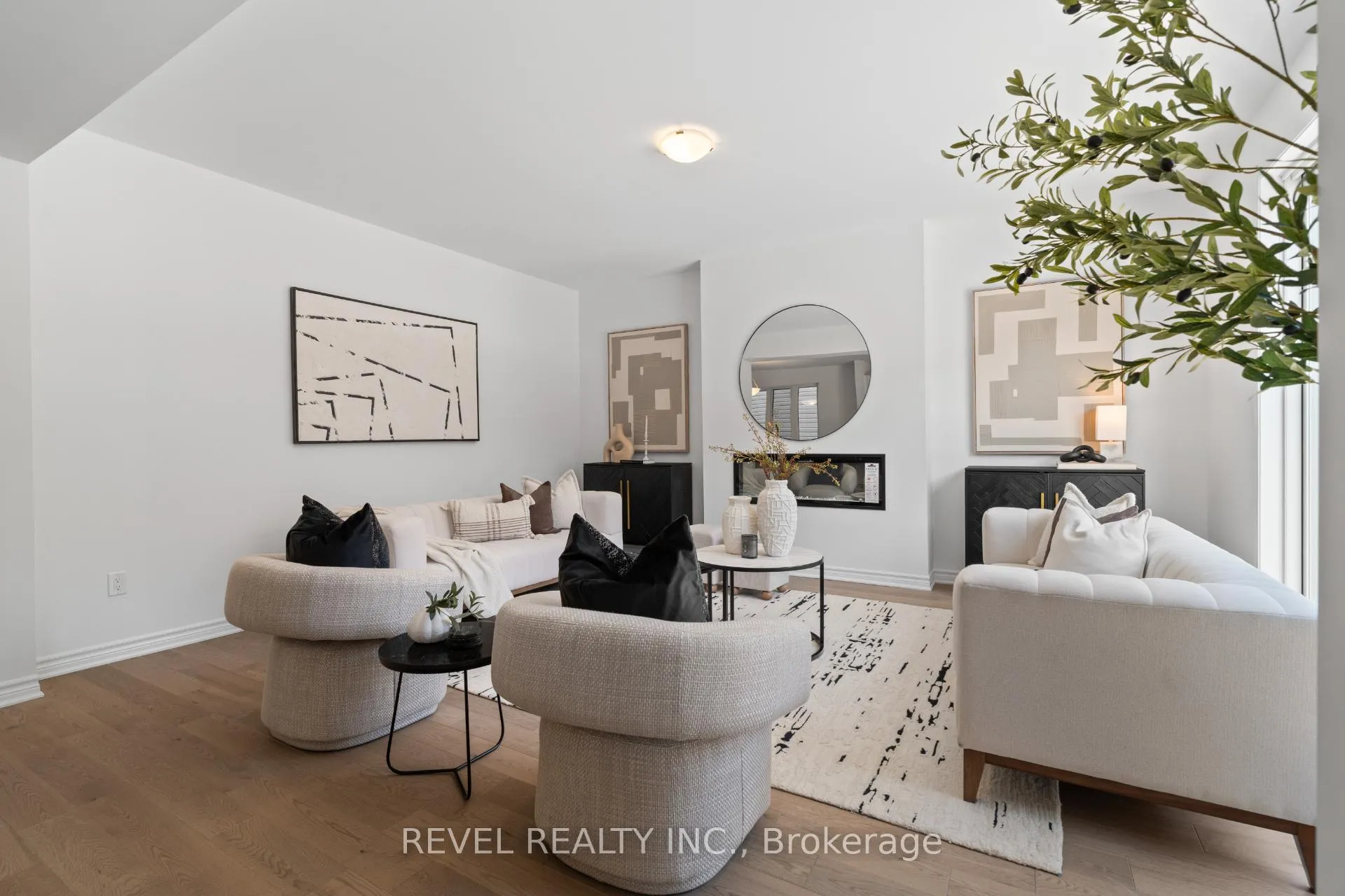 Photo 16 of 1391 Hearns Place, Milton, Bowes — HOMEH