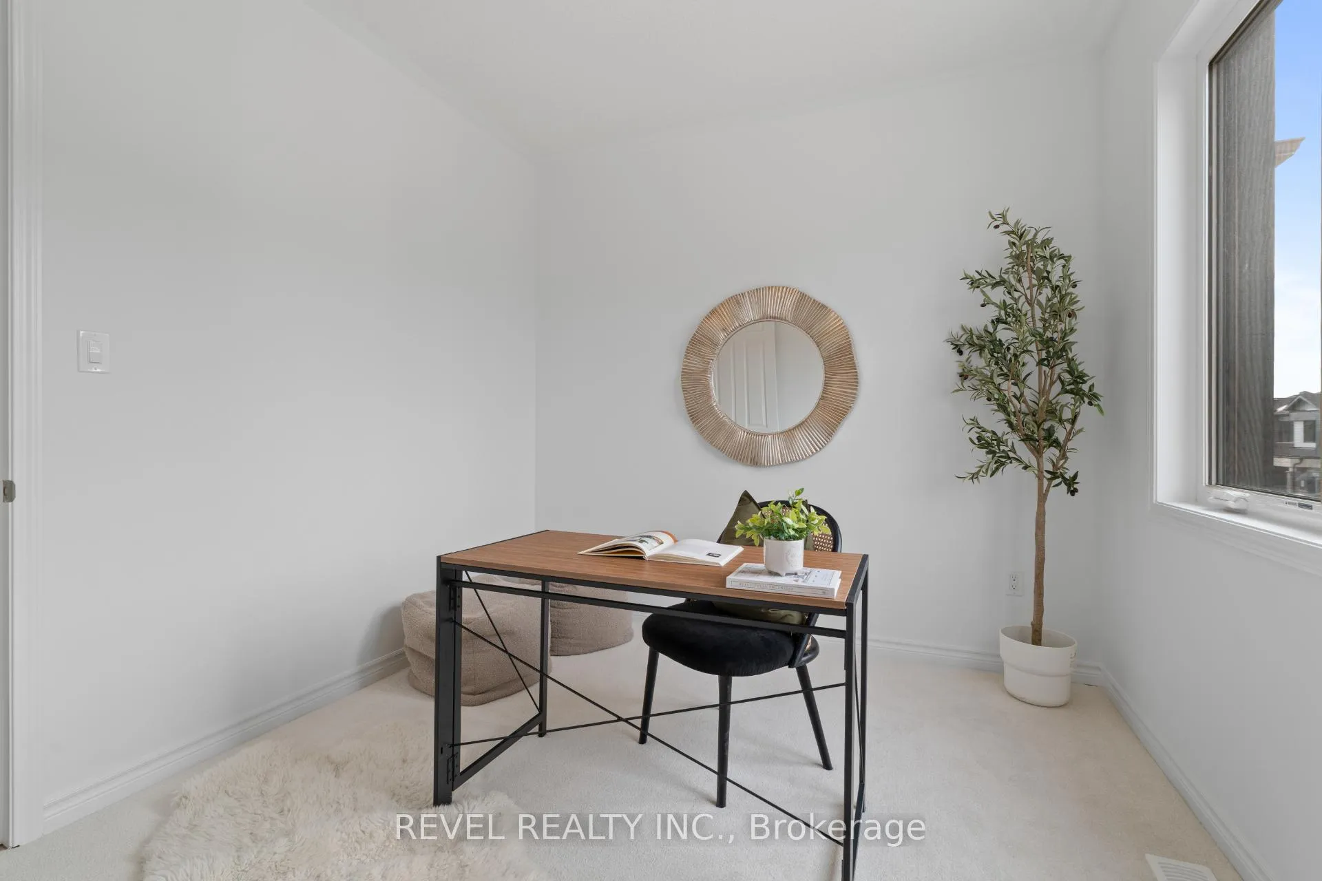 Photo 42 of 1391 Hearns Place, Milton, Bowes — HOMEH
