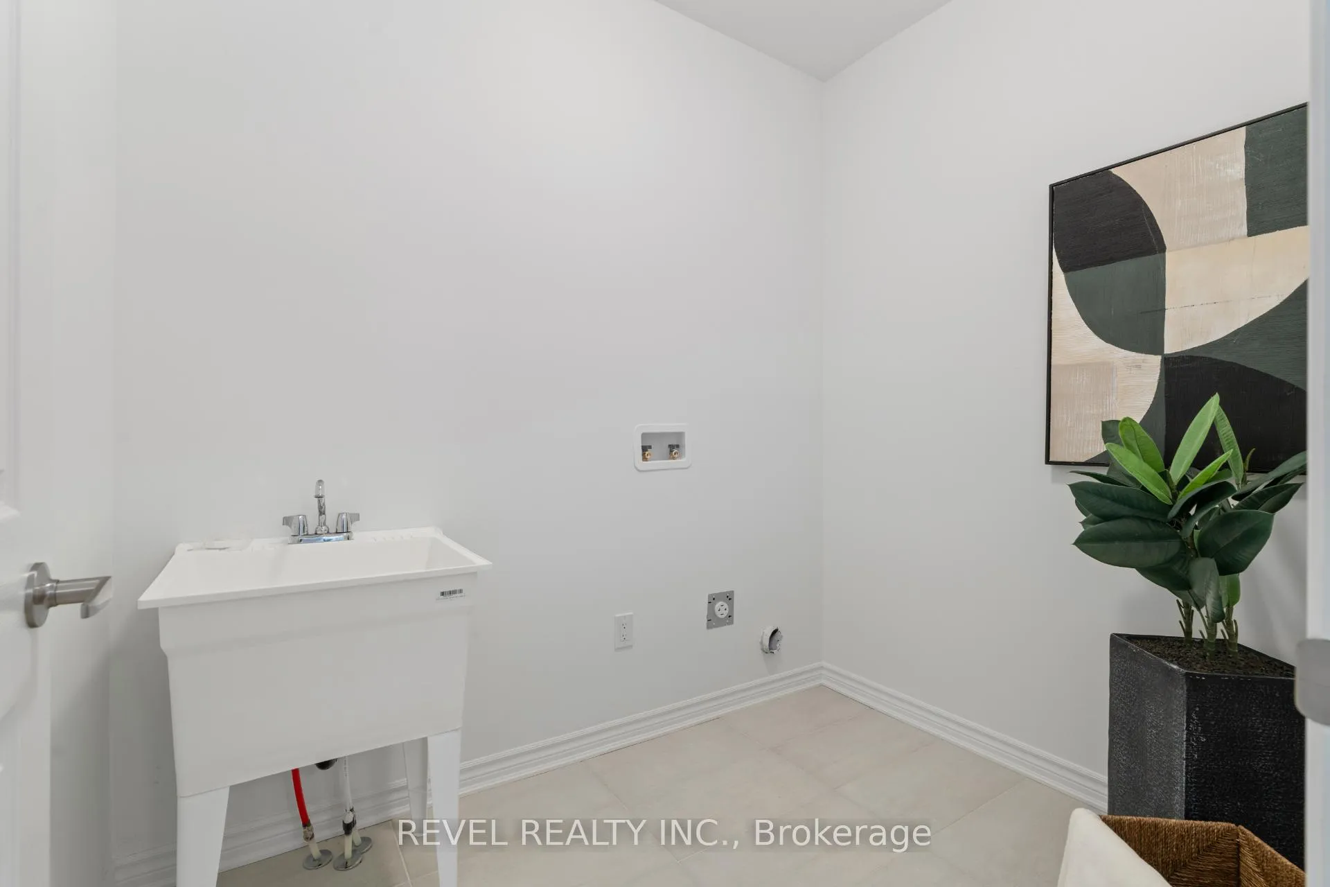 Photo 44 of 1391 Hearns Place, Milton, Bowes — HOMEH
