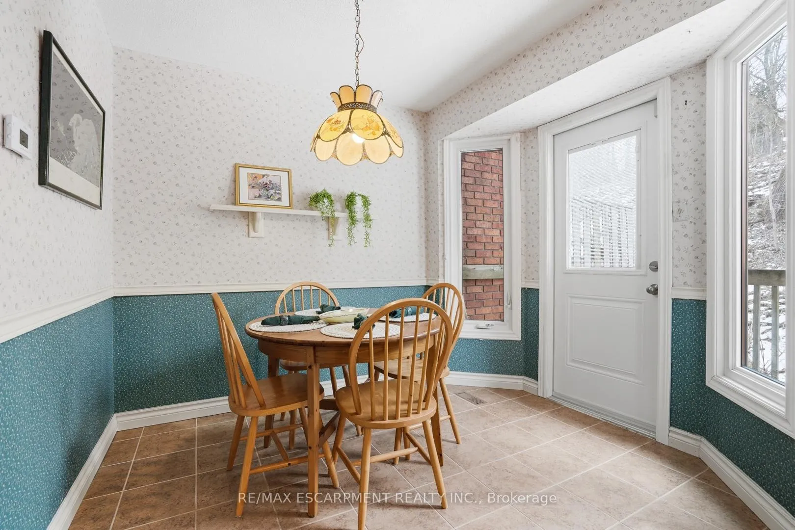 Photo 20 of Unit 24, 30 Osler Drive, Hamilton, Dundas — HOMEH