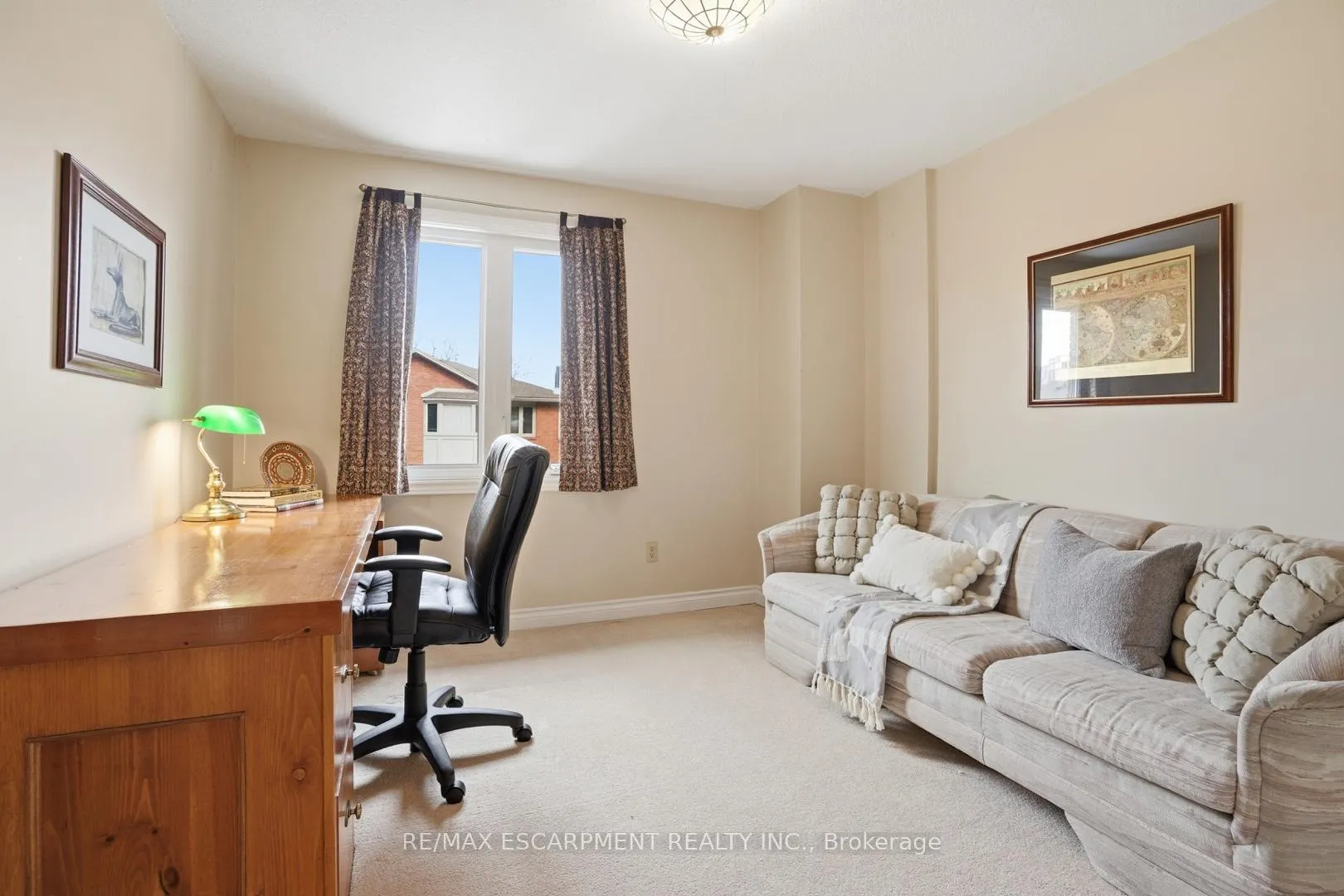 Photo 30 of Unit 24, 30 Osler Drive, Hamilton, Dundas — HOMEH