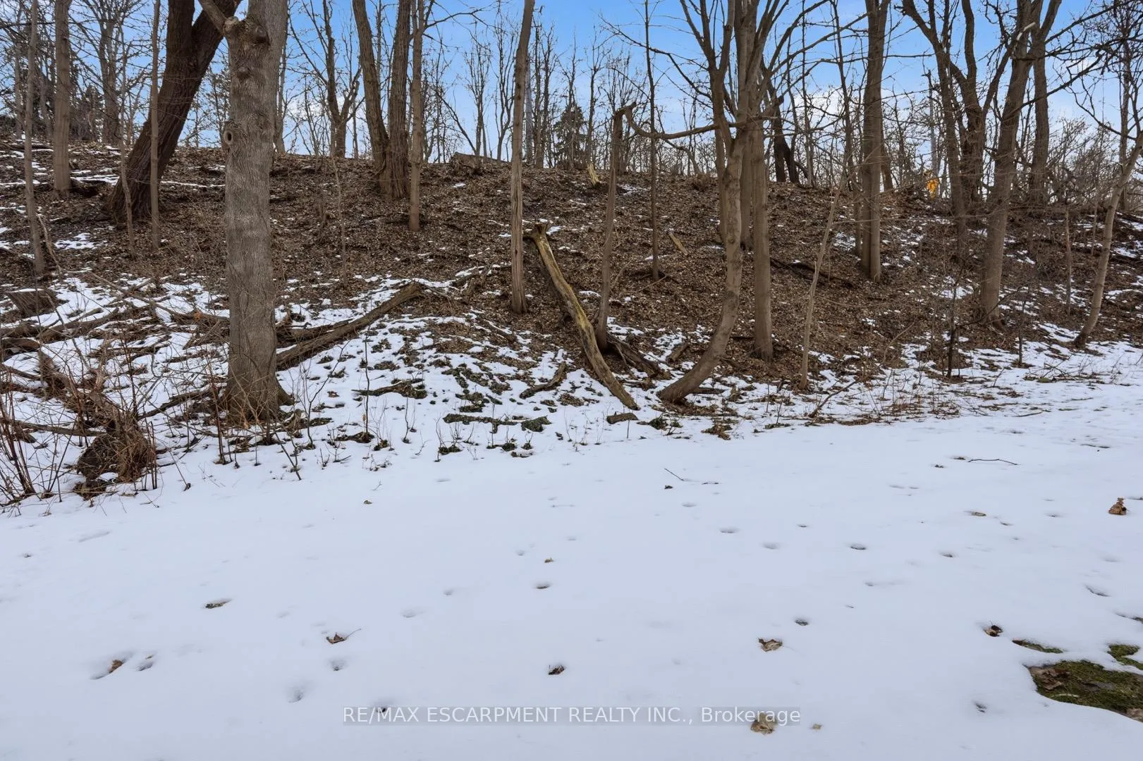 Photo 34 of Unit 24, 30 Osler Drive, Hamilton, Dundas — HOMEH