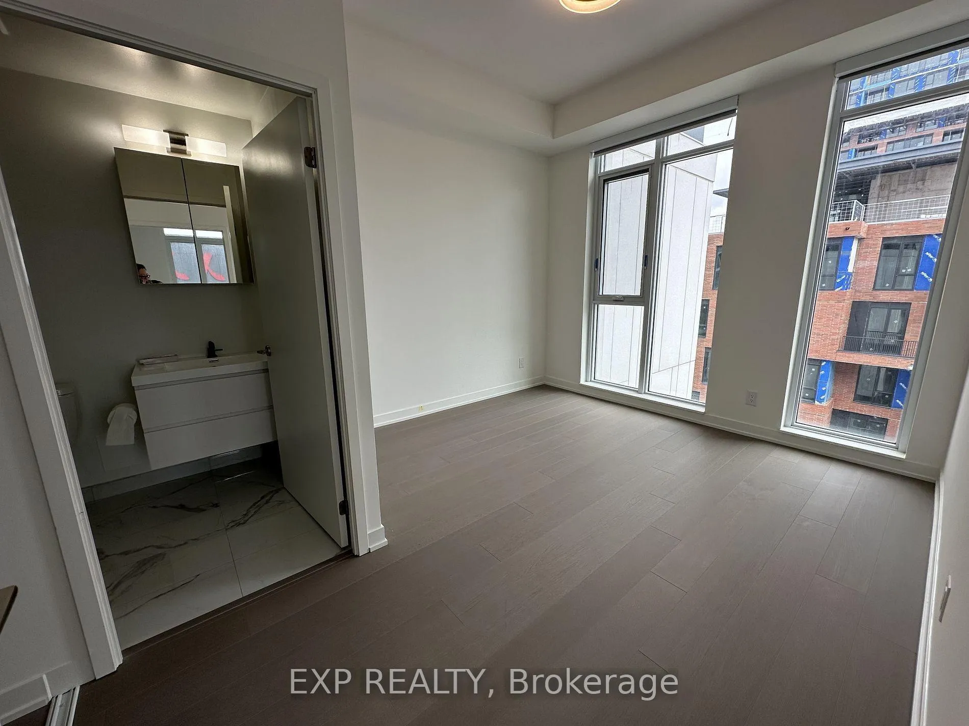 Photo 8 of Unit 1011, 8119 Birchmount Road, Markham, Unionville — HOMEH