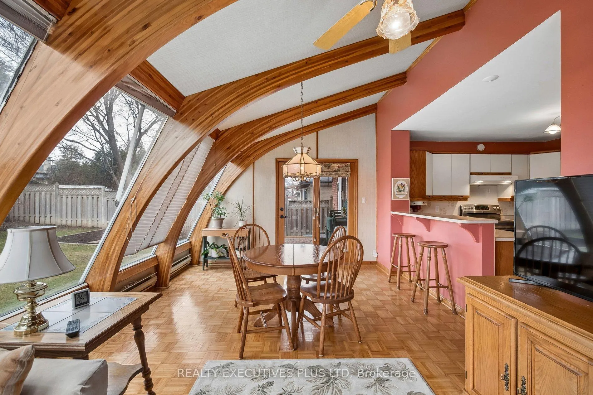 Photo 16 of 42 Bankfield Drive, Etobicoke, Thistletown-Beaumonde Heights — HOMEH