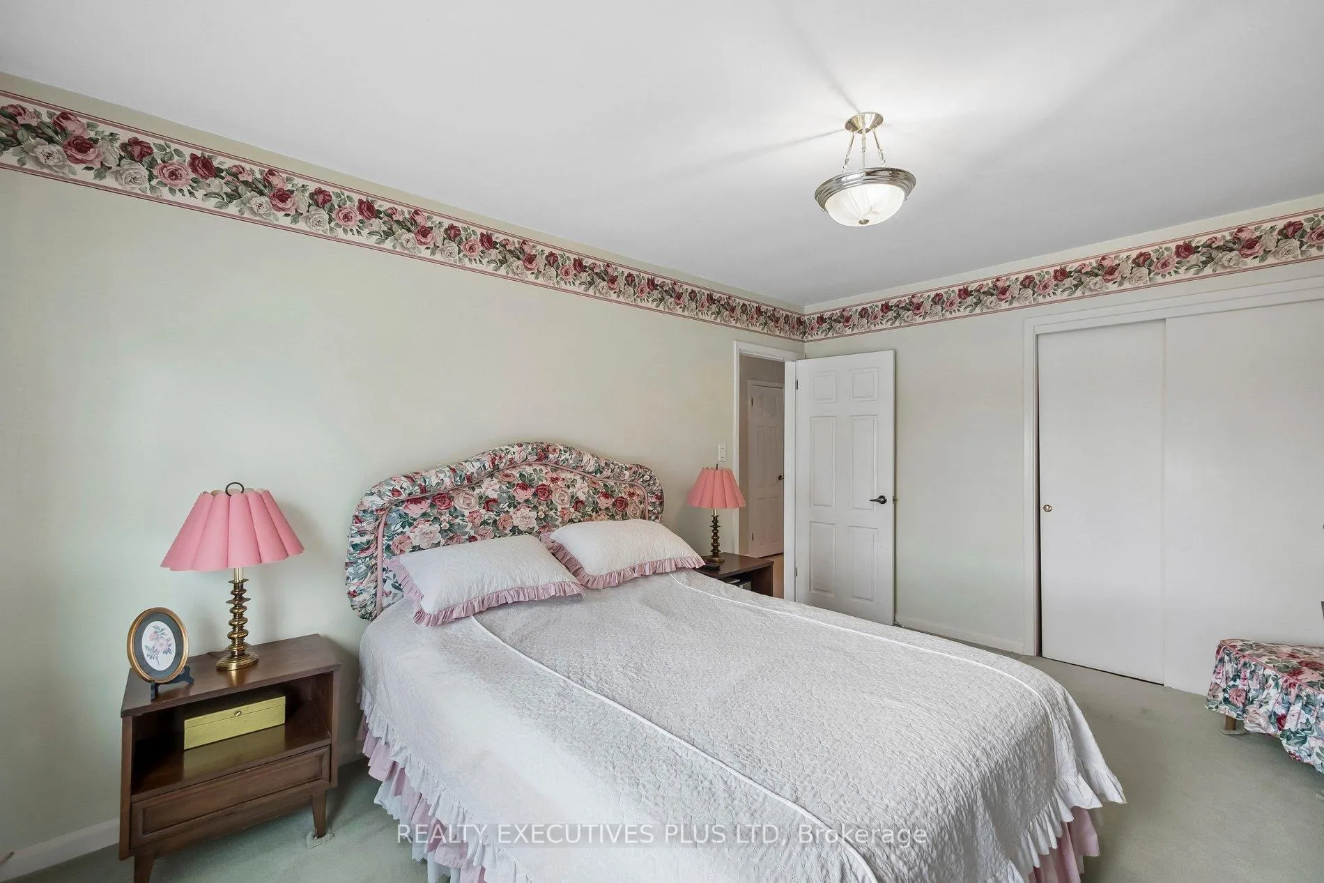 Photo 19 of 42 Bankfield Drive, Etobicoke, Thistletown-Beaumonde Heights — HOMEH