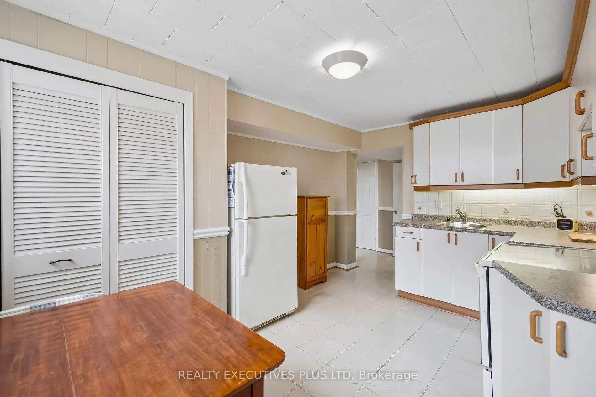 Photo 26 of 42 Bankfield Drive, Etobicoke, Thistletown-Beaumonde Heights — HOMEH