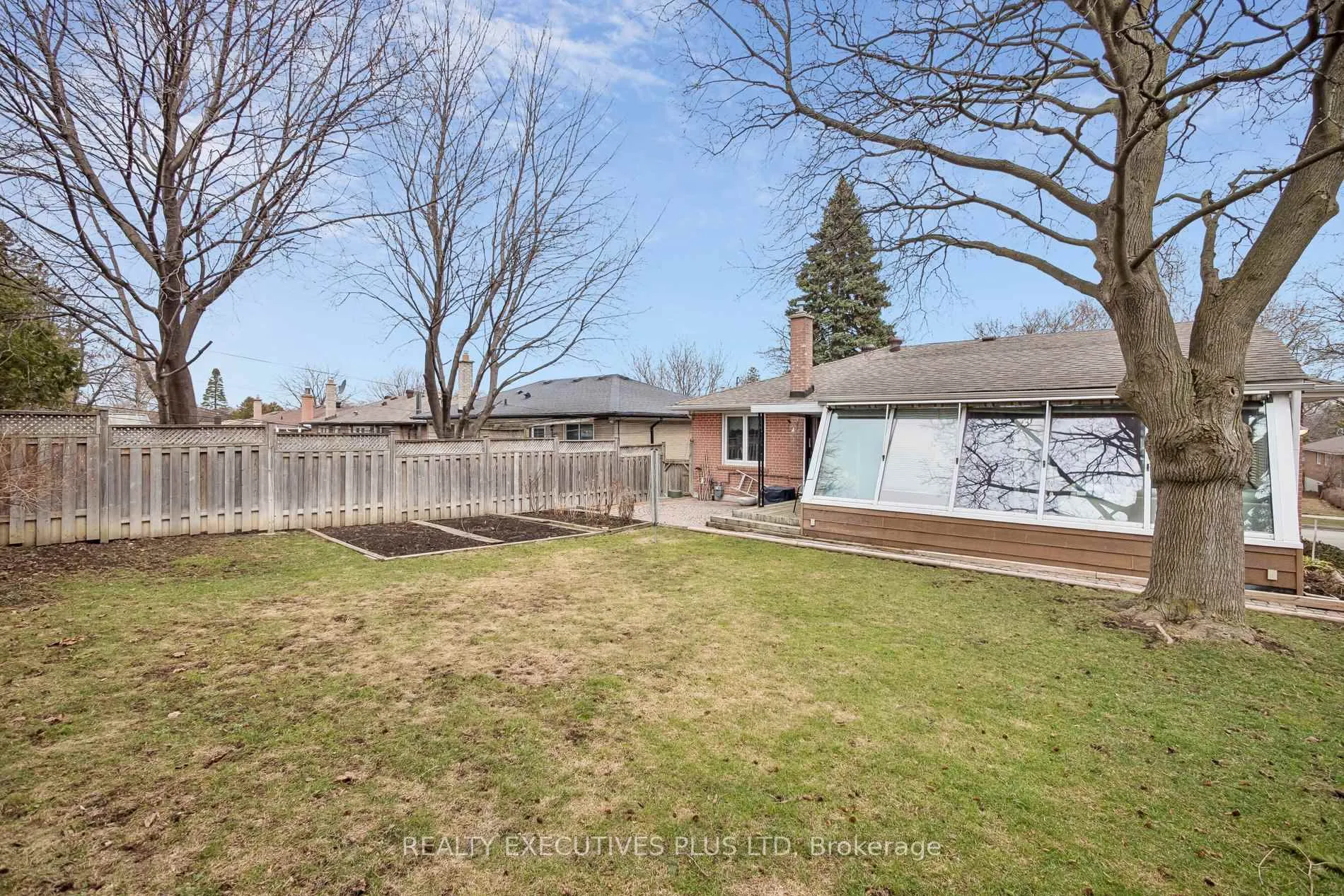 Photo 36 of 42 Bankfield Drive, Etobicoke, Thistletown-Beaumonde Heights — HOMEH
