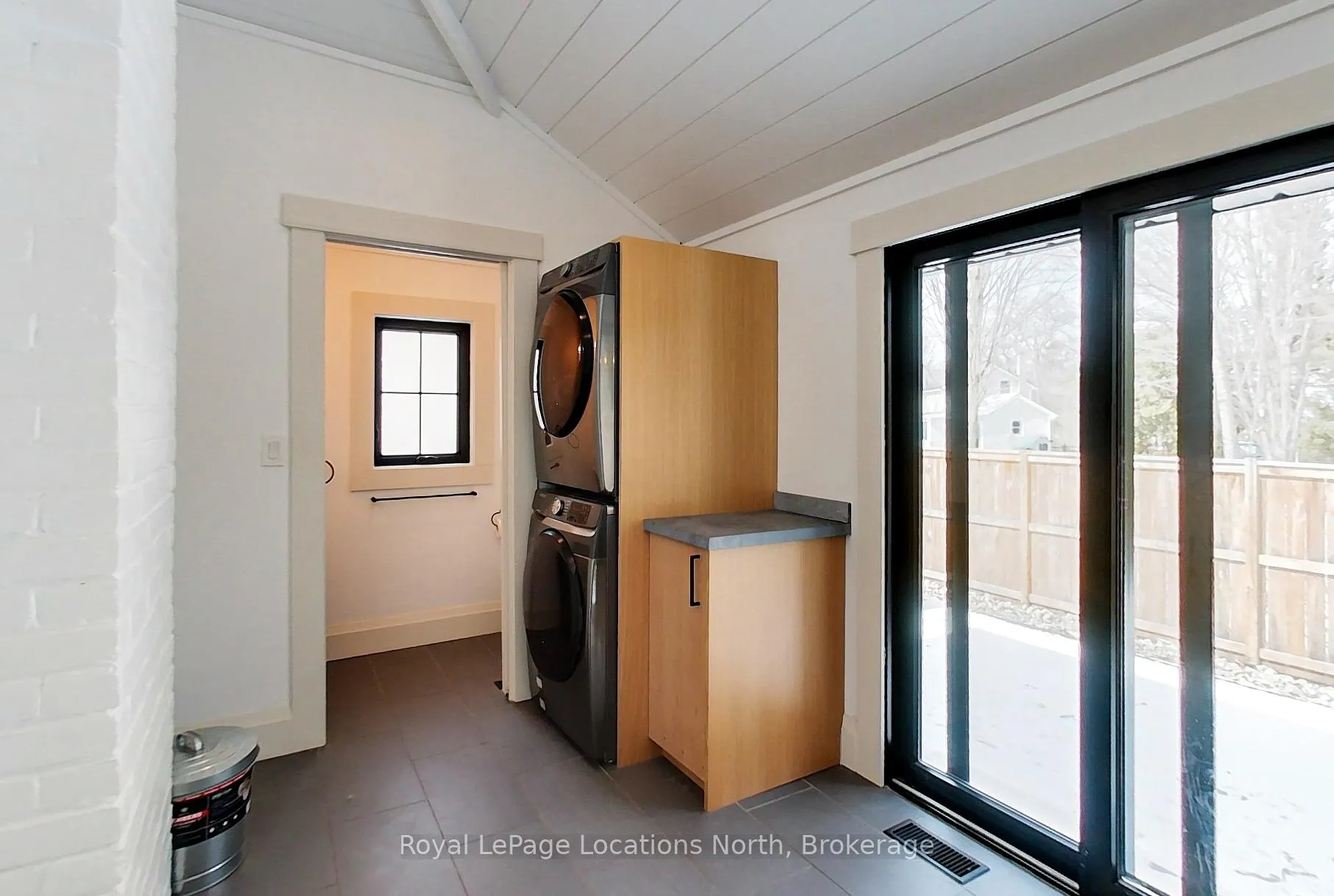 Photo 16 of 24 Marshall Street W, Meaford — HOMEH