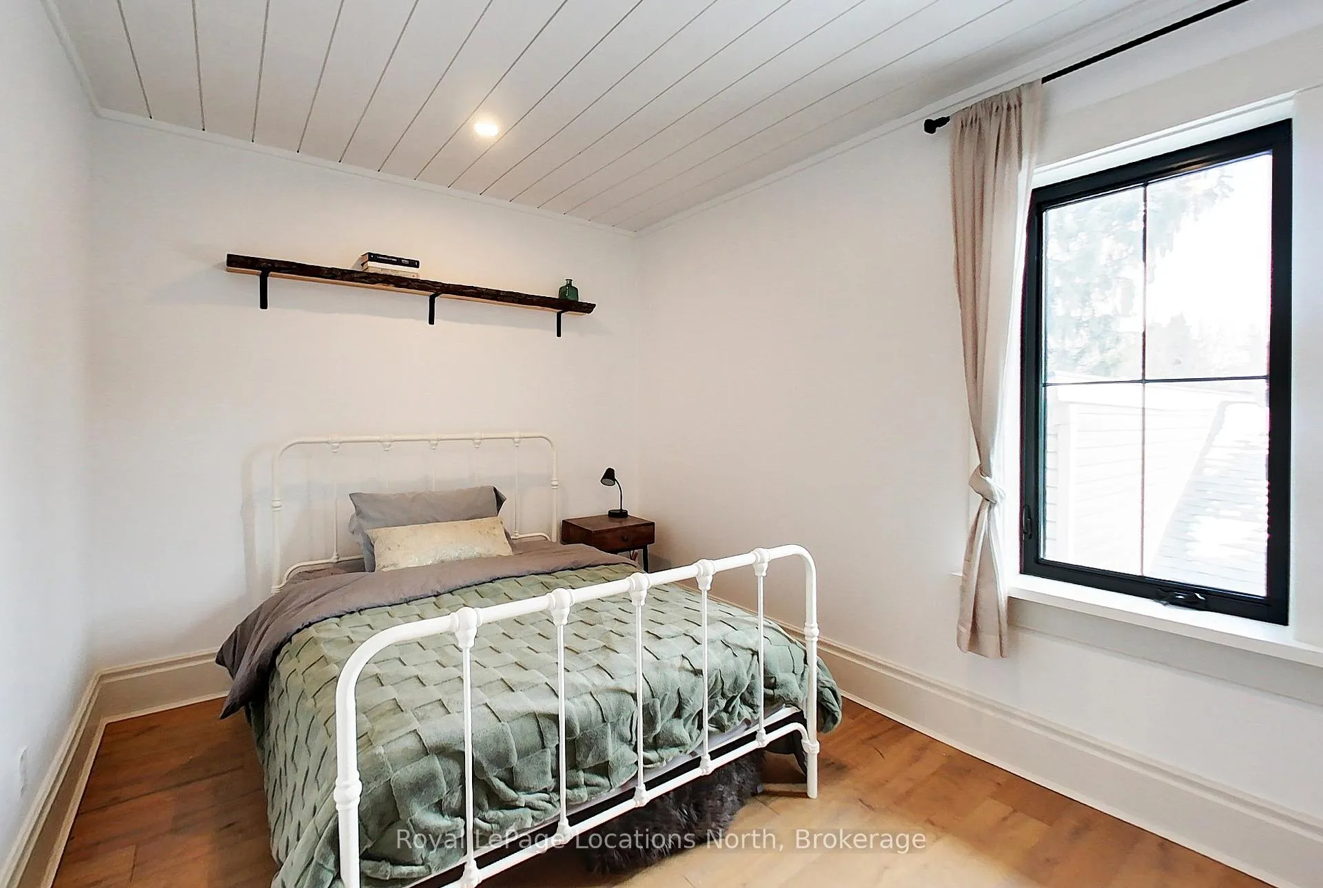 Photo 22 of 24 Marshall Street W, Meaford — HOMEH