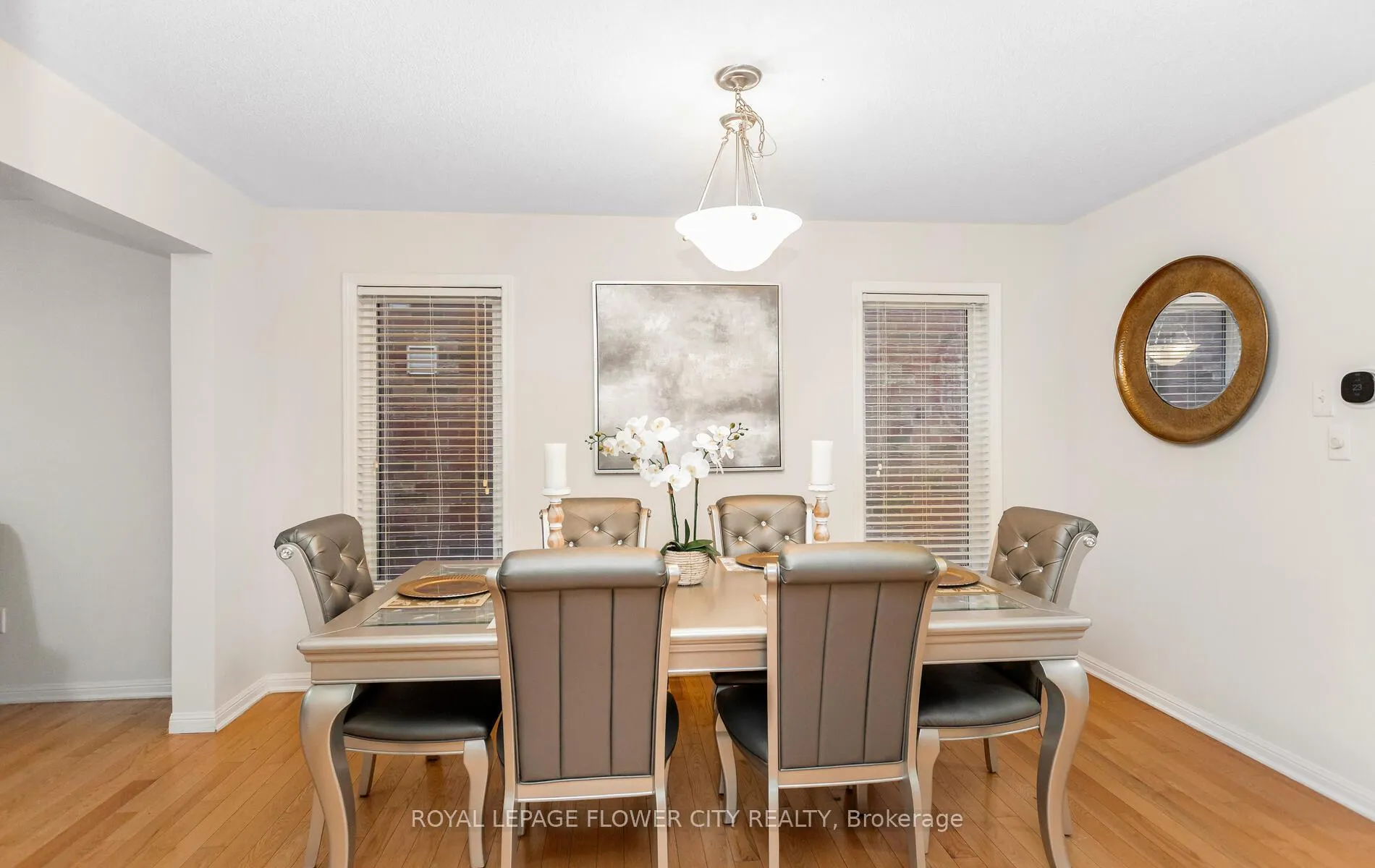 Photo 5 of 47 Haverty Trail, Brampton, Northwest Brampton — HOMEH