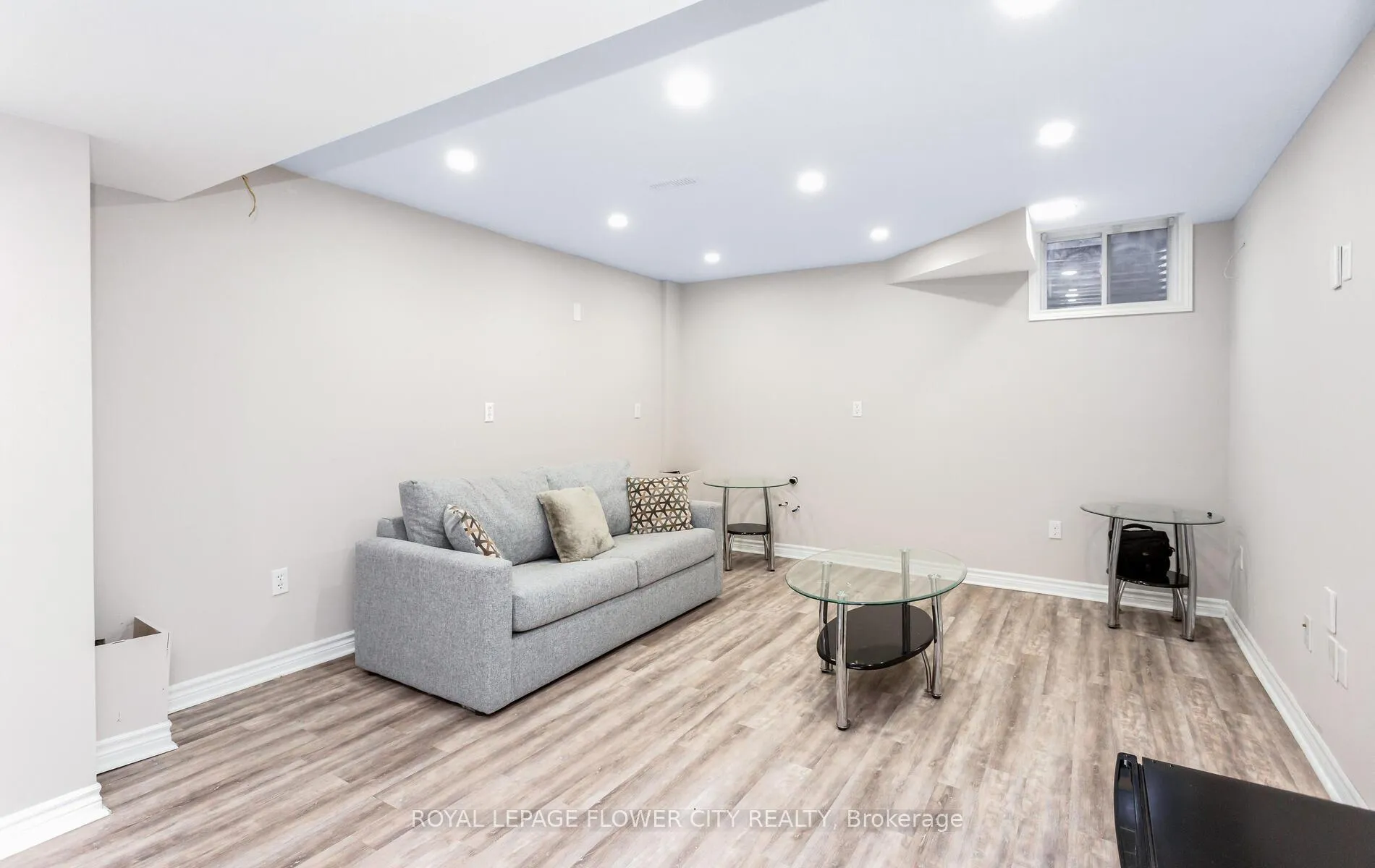 Photo 27 of 47 Haverty Trail, Brampton, Northwest Brampton — HOMEH