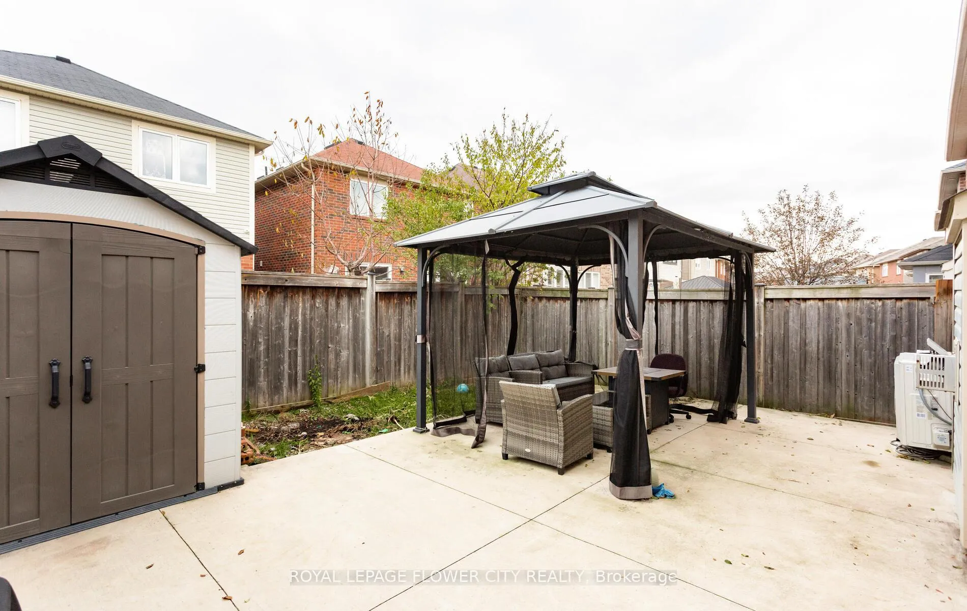 Photo 30 of 47 Haverty Trail, Brampton, Northwest Brampton — HOMEH