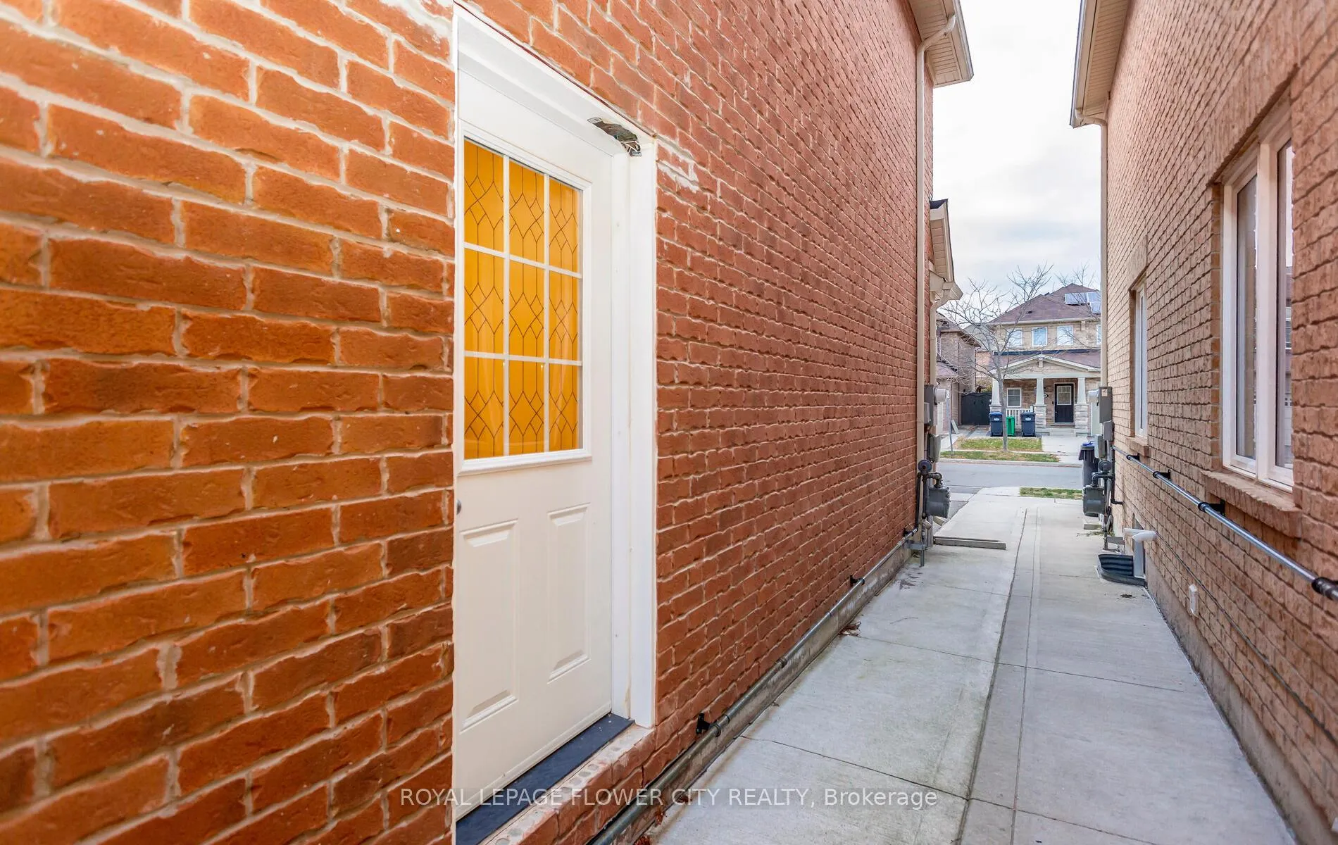 Photo 32 of 47 Haverty Trail, Brampton, Northwest Brampton — HOMEH
