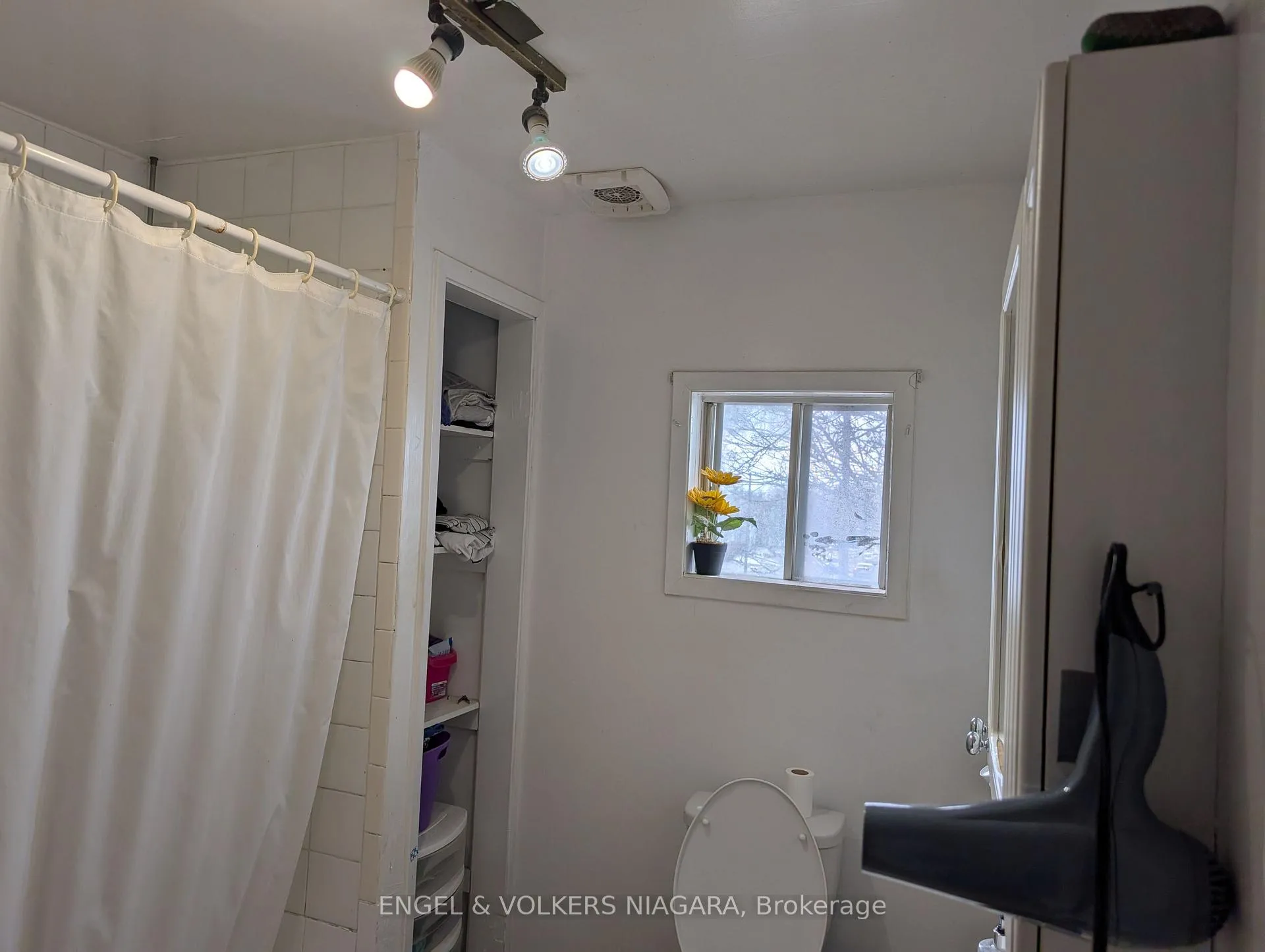 Photo 23 of 6218 Culp Street, Niagara Falls, Dorchester — HOMEH