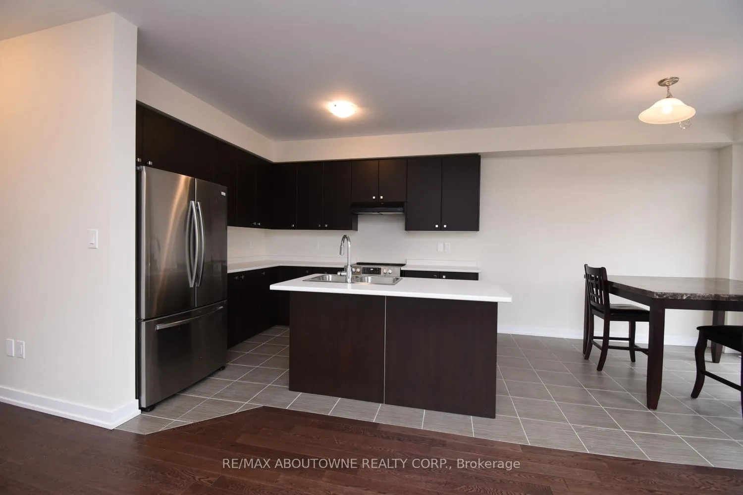 Photo 15 of 2 Sundin Drive, Haldimand — HOMEH