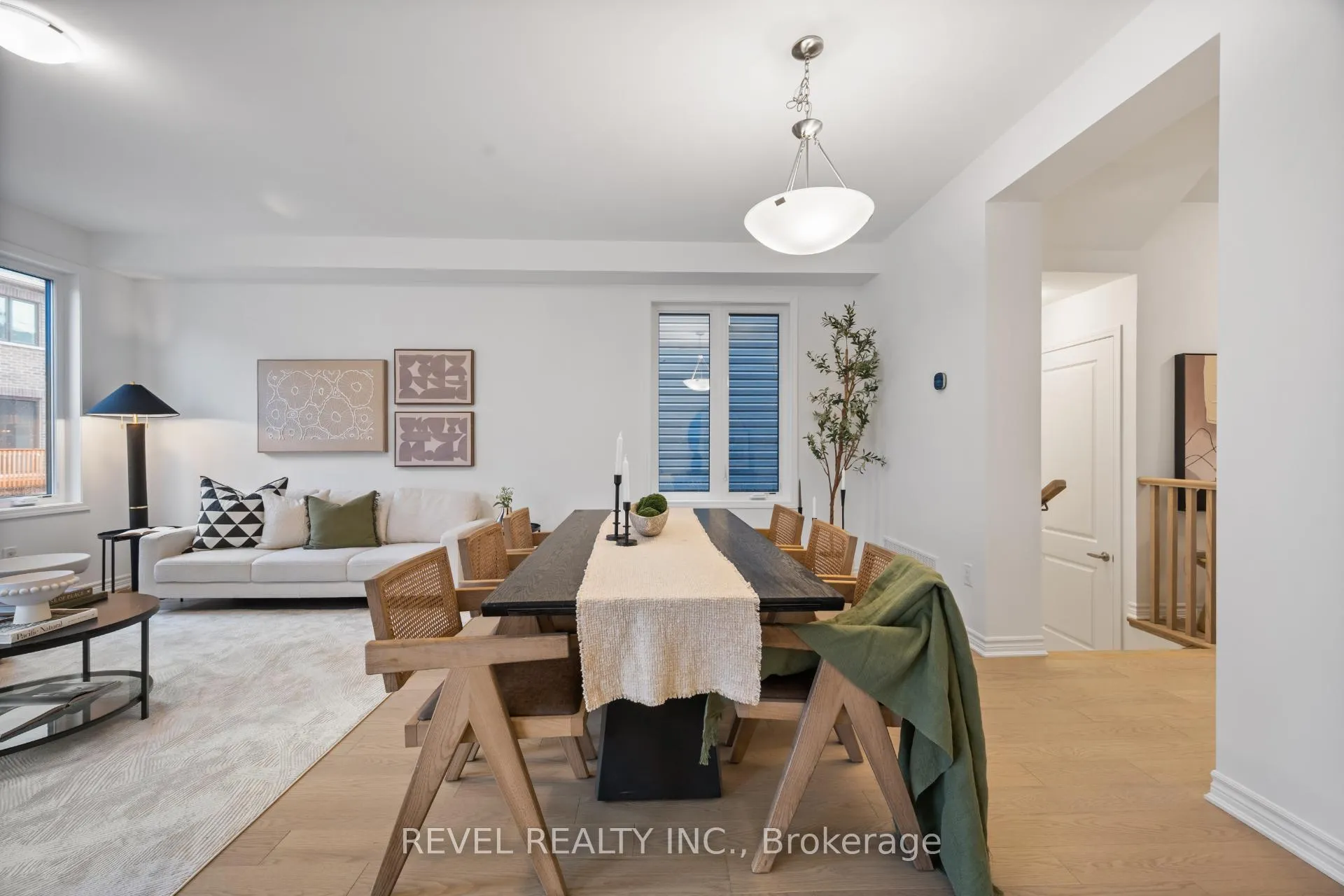 Photo 7 of 1387 Hearns Place, Milton, Bowes — HOMEH