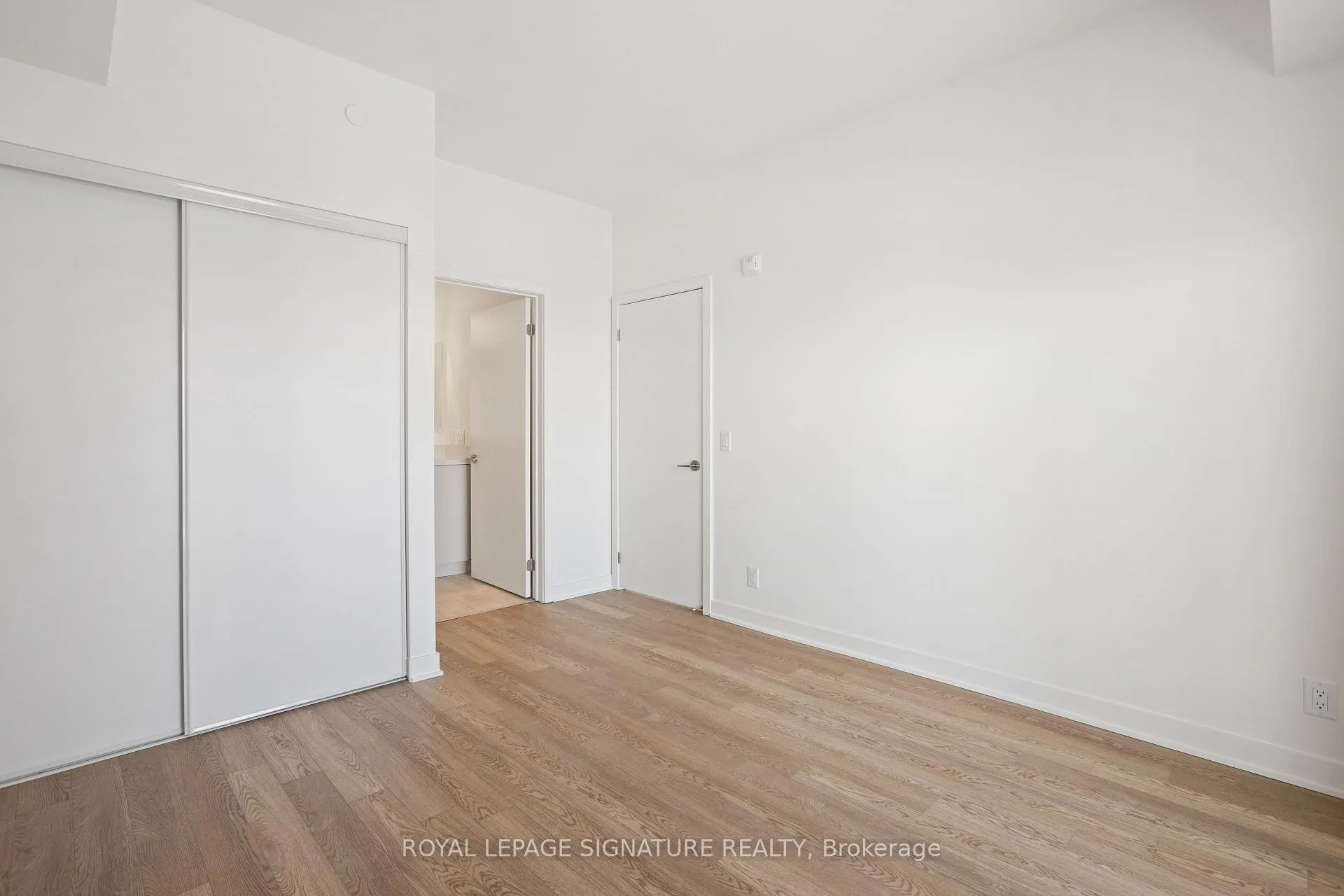 Photo 23 of Unit 501, 51 Clarington Boulevard, Clarington, Bowmanville — HOMEH