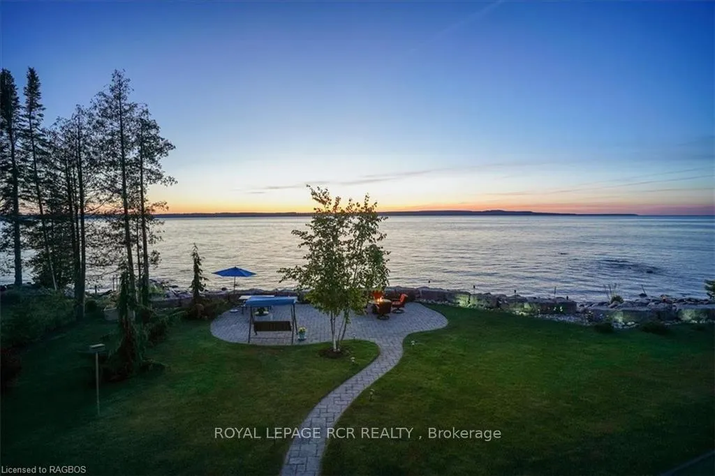 Photo 2 of 120 Paradise, Meaford — HOMEH