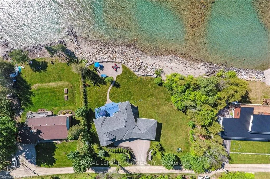 Photo 7 of 120 Paradise, Meaford — HOMEH