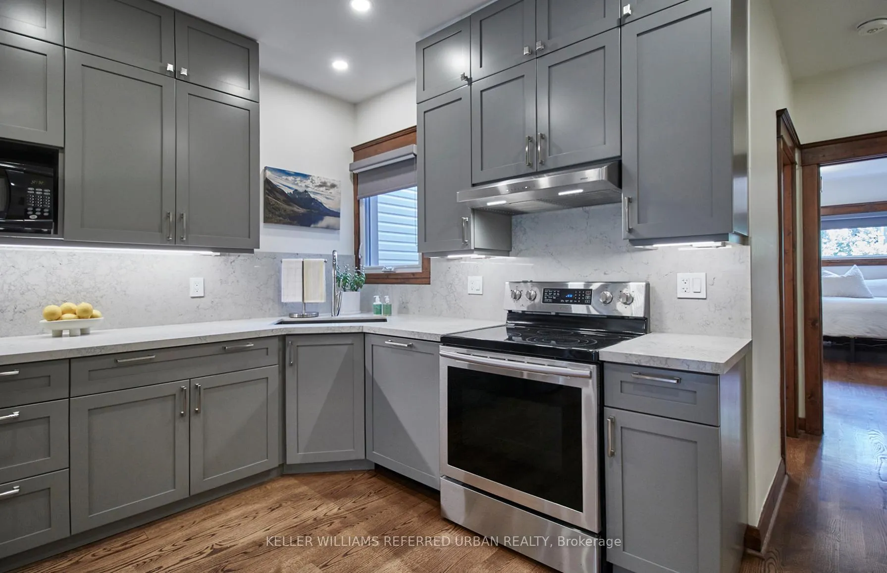 Photo 12 of Unit Main, 292 Withrow Avenue, Toronto, Blake-Jones — HOMEH