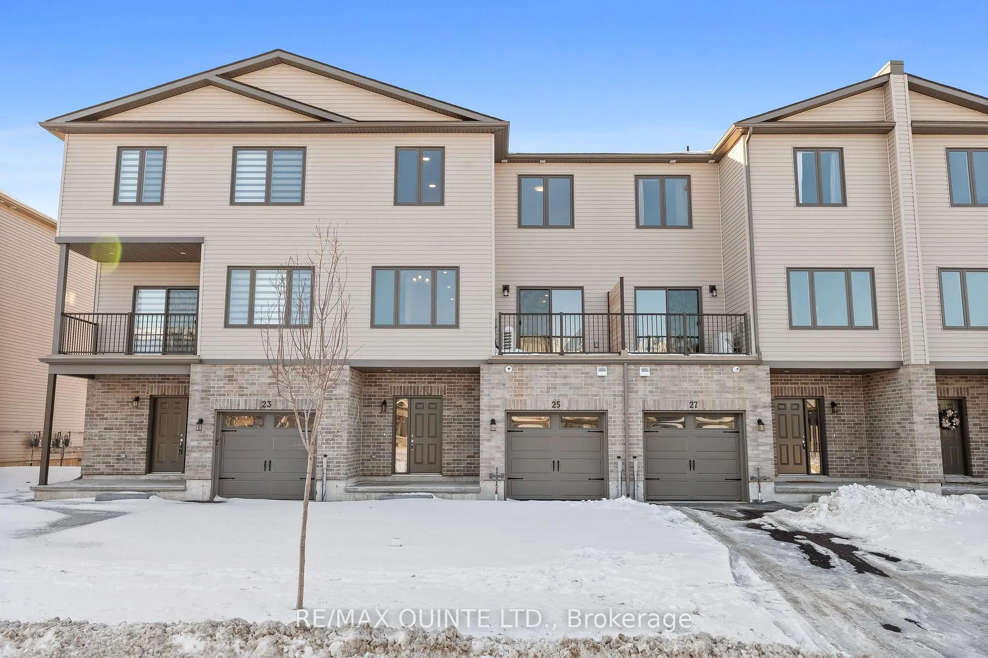Photo 1 of 25 Markland Avenue, Prince Edward County, Picton Ward — HOMEH