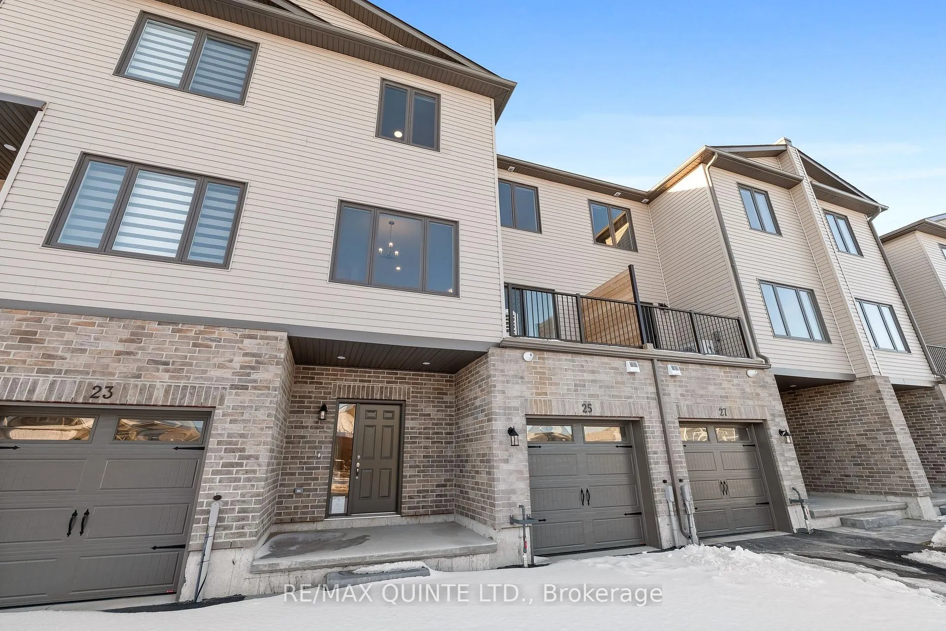 Photo 2 of 25 Markland Avenue, Prince Edward County, Picton Ward — HOMEH