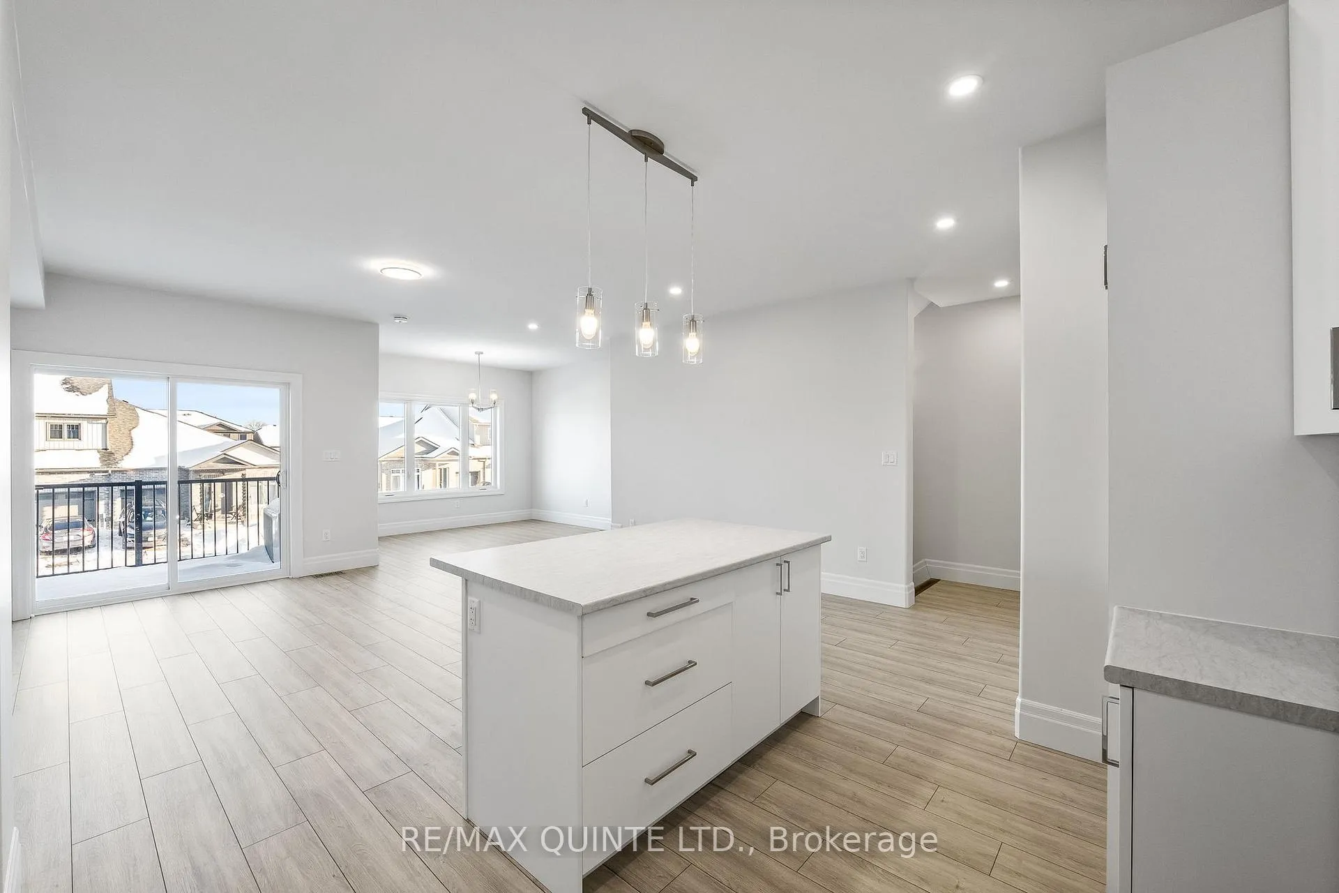 Photo 10 of 25 Markland Avenue, Prince Edward County, Picton Ward — HOMEH