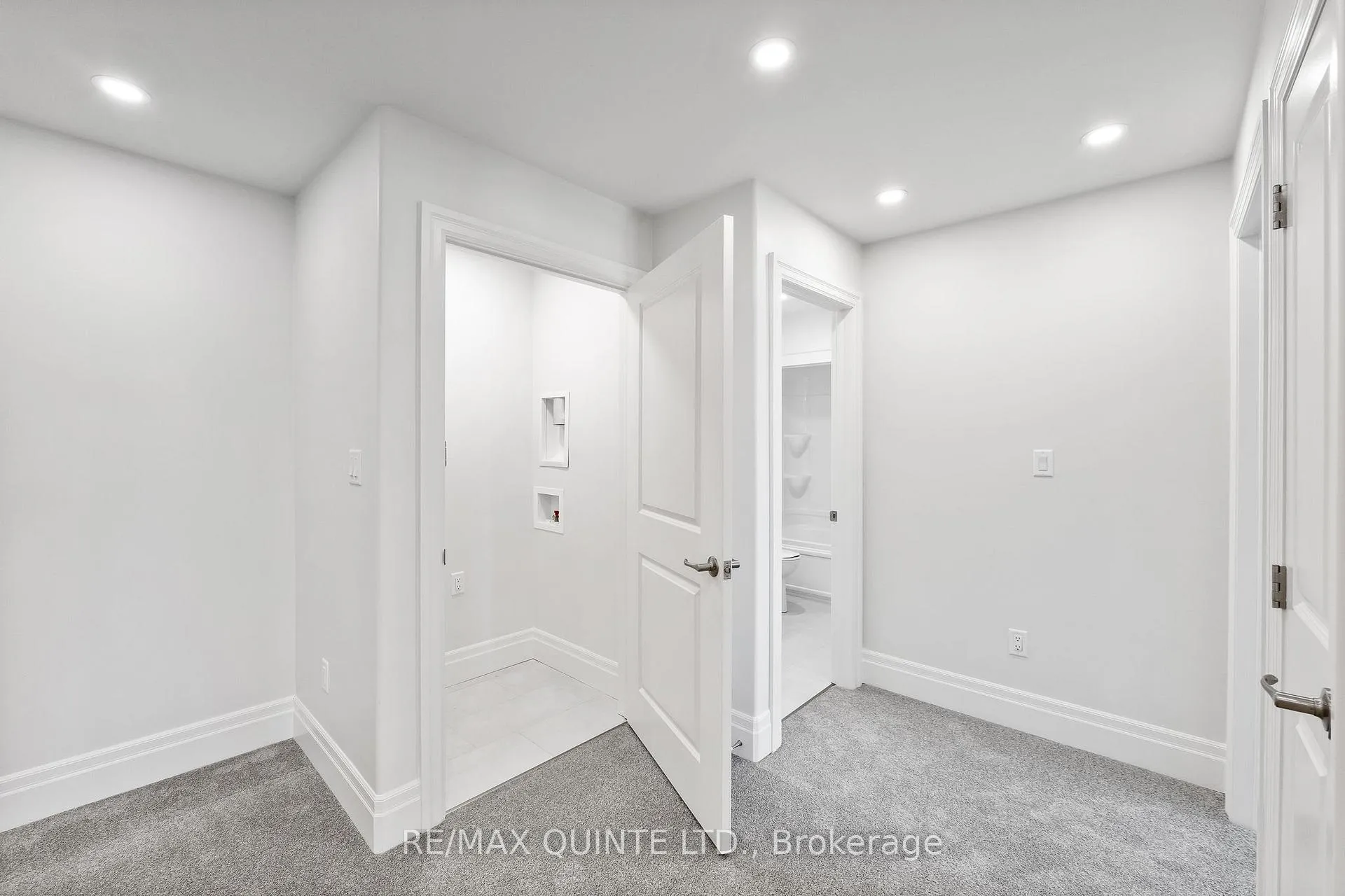 Photo 19 of 25 Markland Avenue, Prince Edward County, Picton Ward — HOMEH
