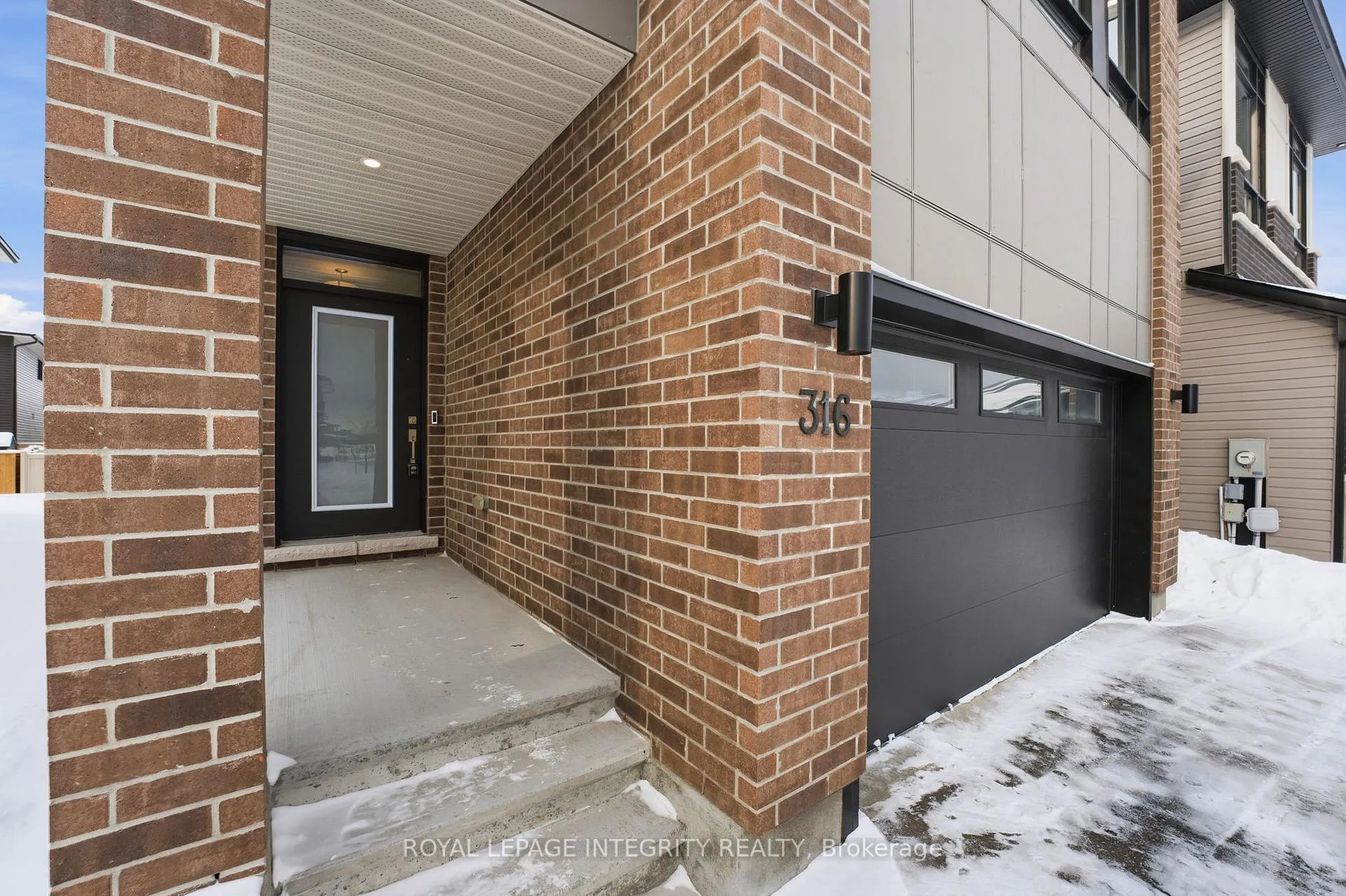 Photo 3 of 316 Whitham Crescent, North Grenville, Kemptville — HOMEH