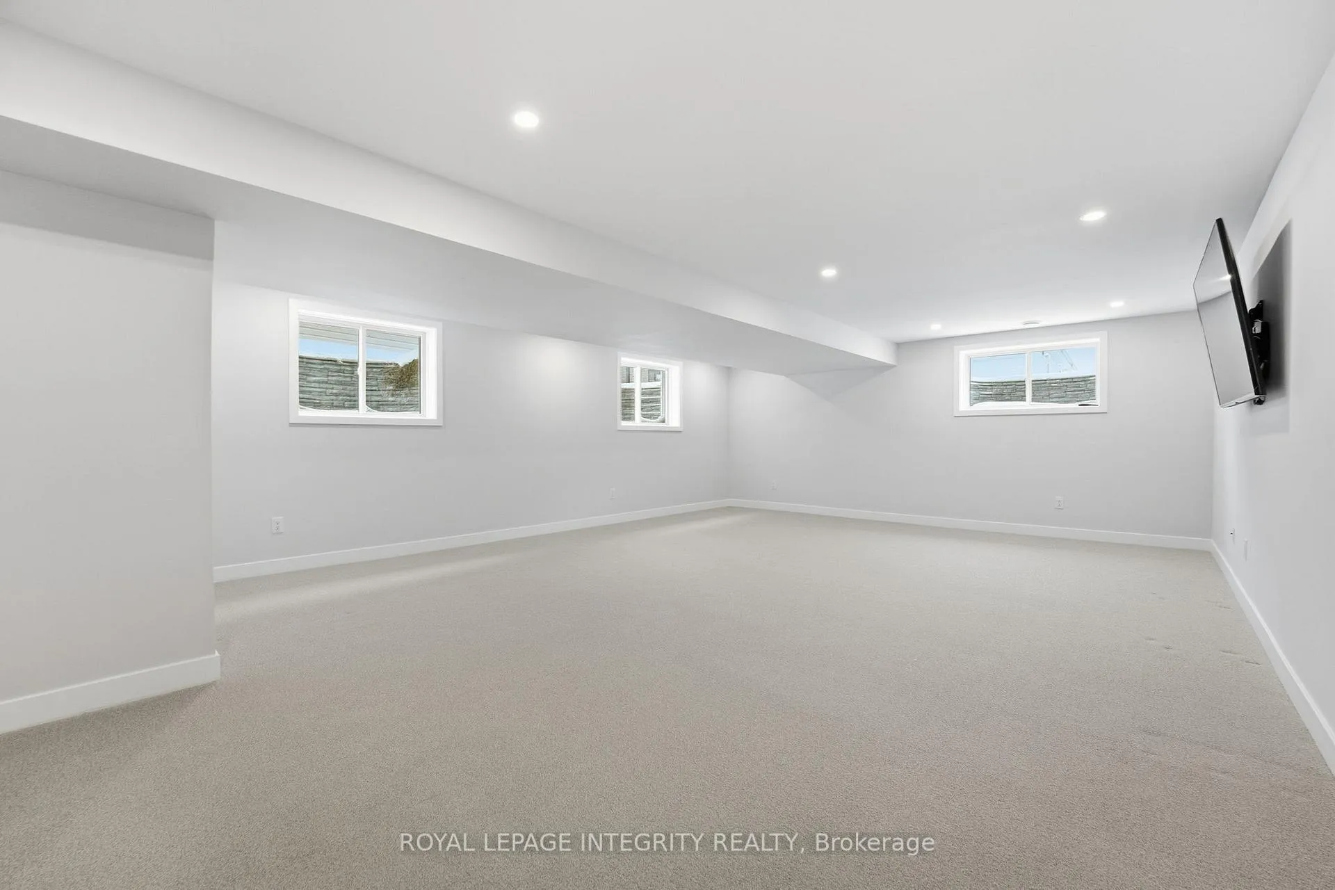 Photo 38 of 316 Whitham Crescent, North Grenville, Kemptville — HOMEH