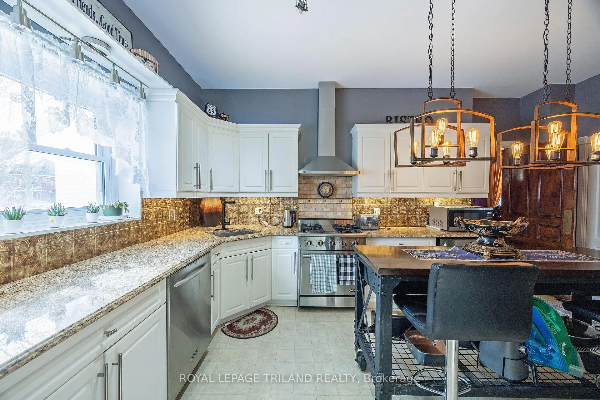 Photo 20 of 81 Wellington Street, St. Thomas — HOMEH