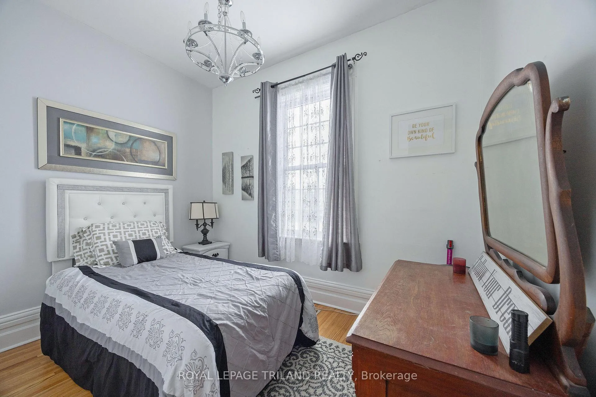 Photo 30 of 81 Wellington Street, St. Thomas — HOMEH