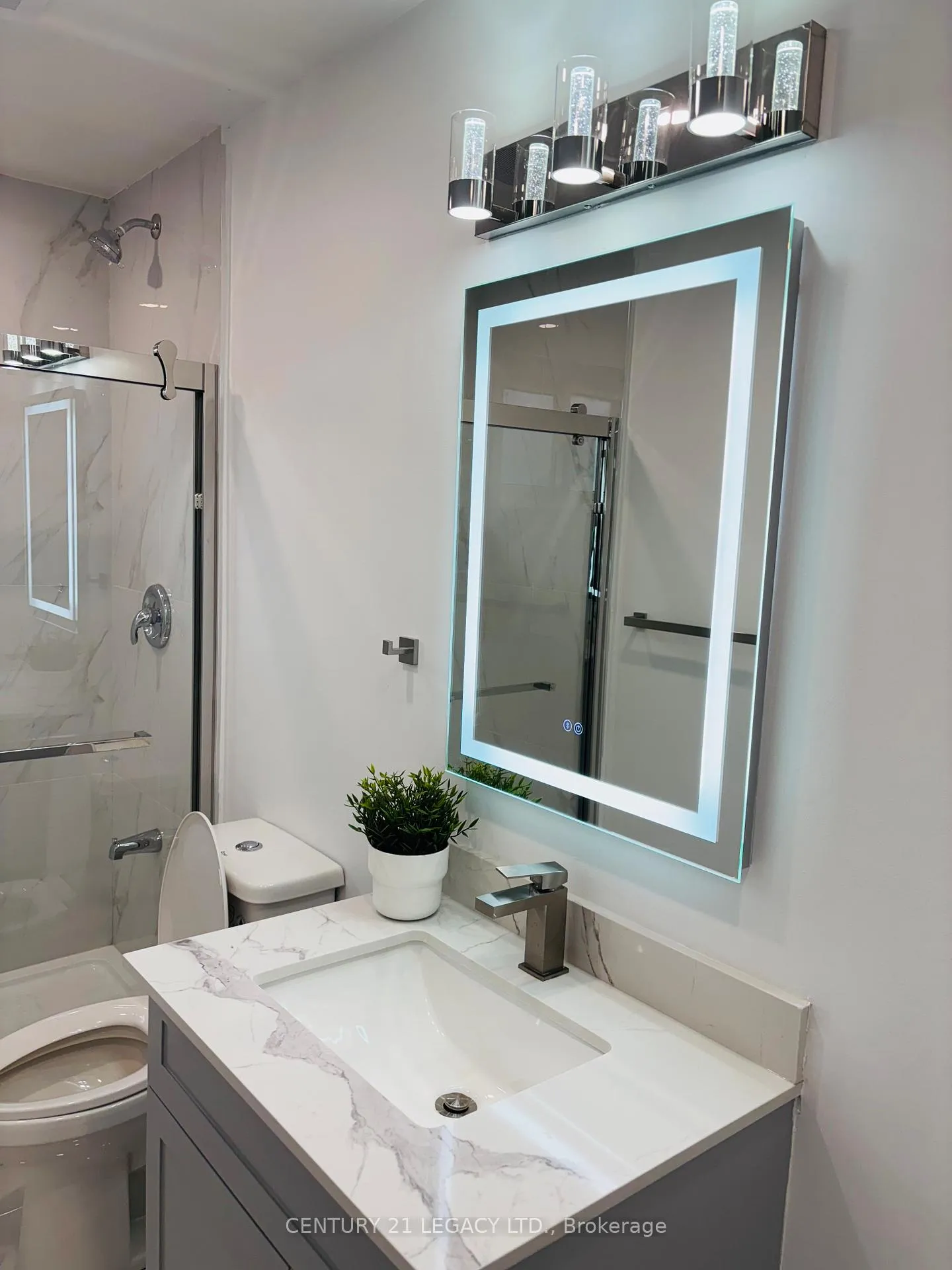 Photo 10 of 26 Epsom Downs Drive, Brampton, Southgate — HOMEH