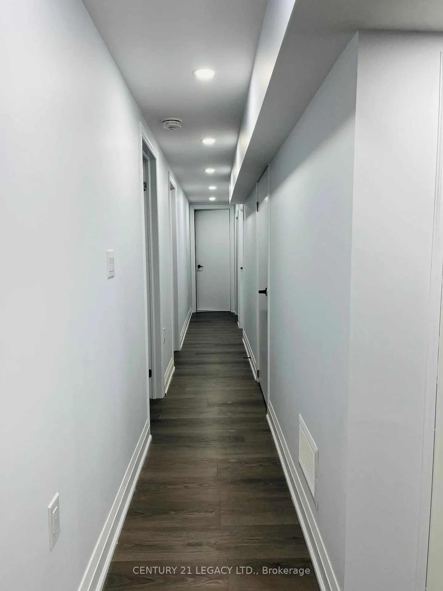 Photo 23 of 26 Epsom Downs Drive, Brampton, Southgate — HOMEH