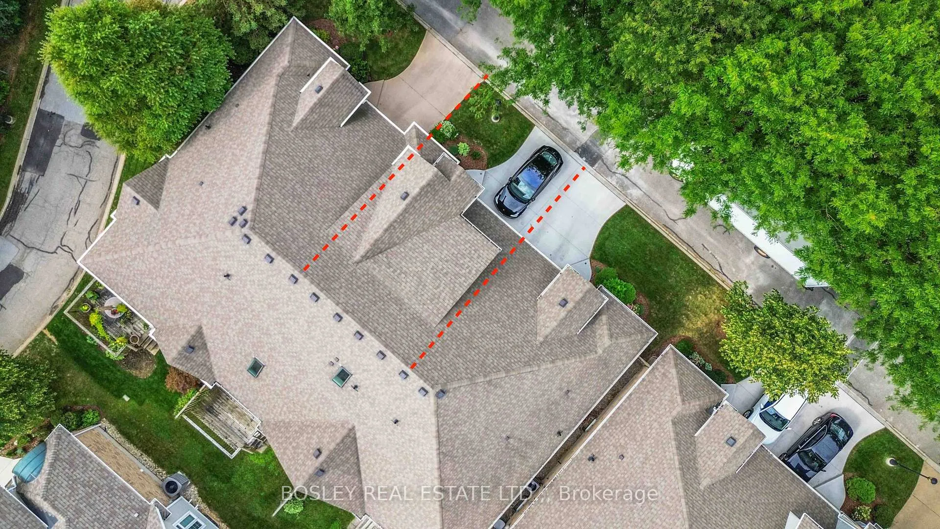 Photo 2 of Unit 14, 308 Queenston Street, St. Catharines, Oakdale — HOMEH