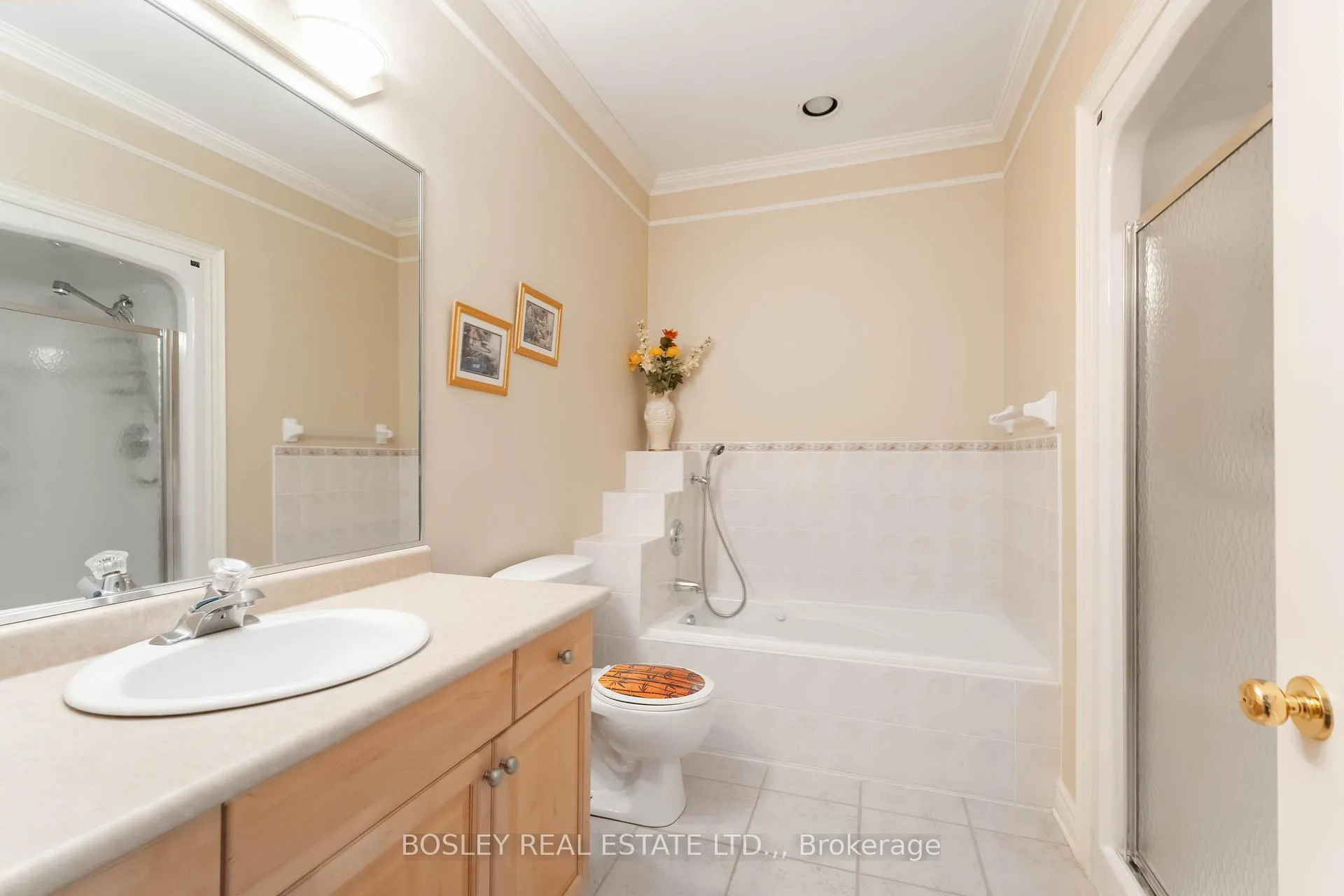 Photo 18 of Unit 14, 308 Queenston Street, St. Catharines, Oakdale — HOMEH