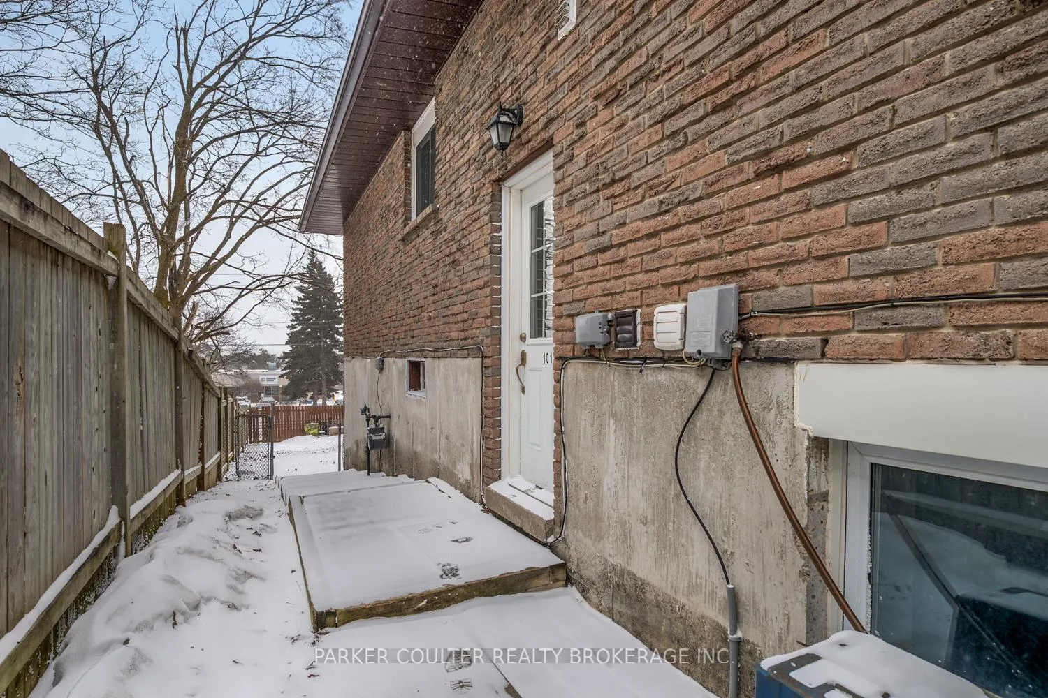 Photo 14 of 83 Daphne Crescent, Barrie, Cundles East — HOMEH