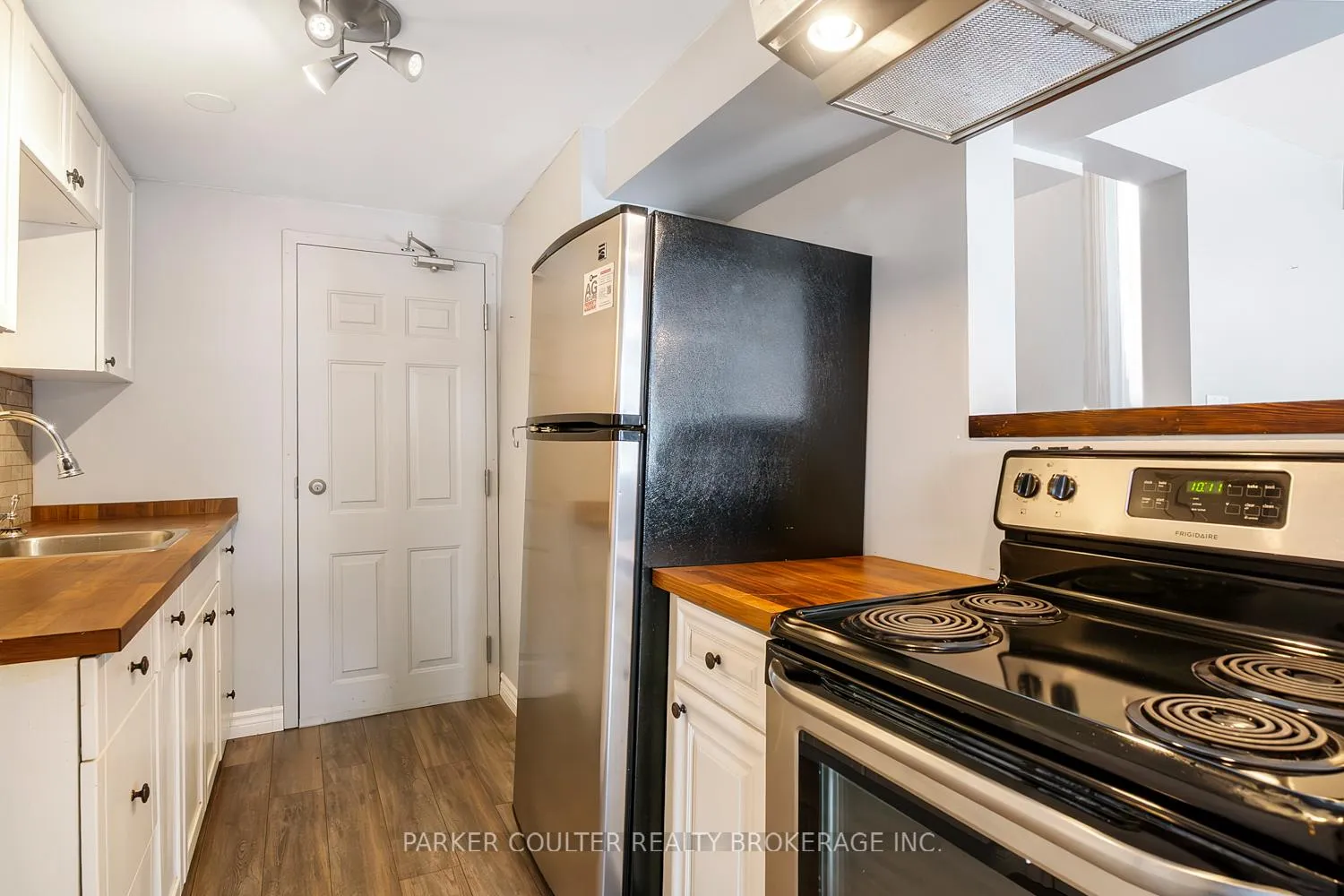 Photo 18 of 83 Daphne Crescent, Barrie, Cundles East — HOMEH