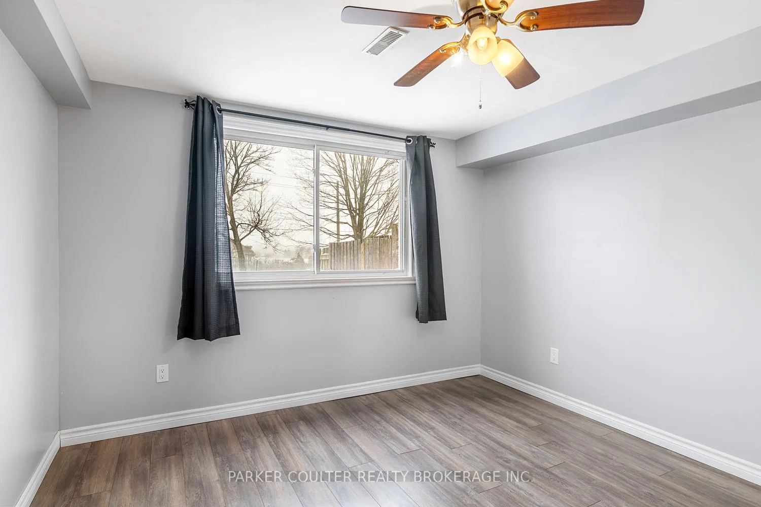 Photo 20 of 83 Daphne Crescent, Barrie, Cundles East — HOMEH