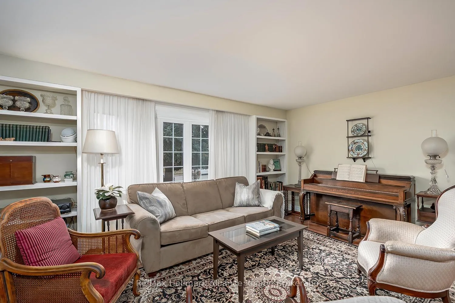 Photo 11 of 2305 Devon Road, Oakville, Ford — HOMEH