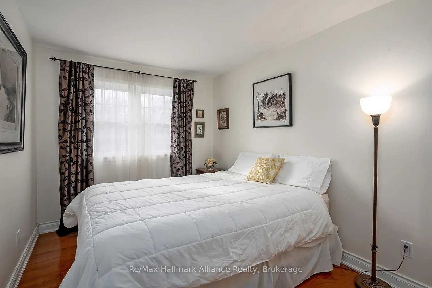 Photo 27 of 2305 Devon Road, Oakville, Ford — HOMEH