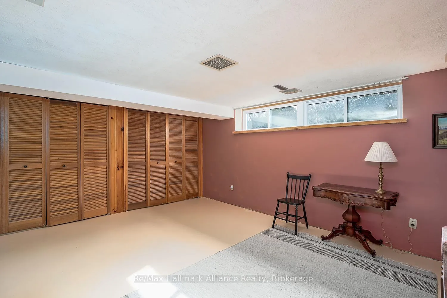 Photo 32 of 2305 Devon Road, Oakville, Ford — HOMEH