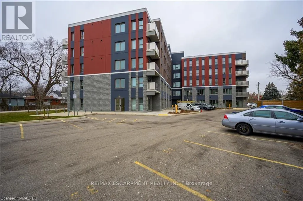 Photo 3 of Unit #118, 77 Leland Street, Hamilton, Ainslie Wood — HOMEH