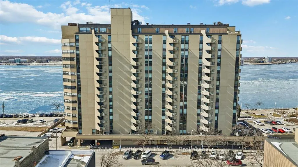 Photo 1 of Unit 209, 155 Front Street N, Sarnia — HOMEH