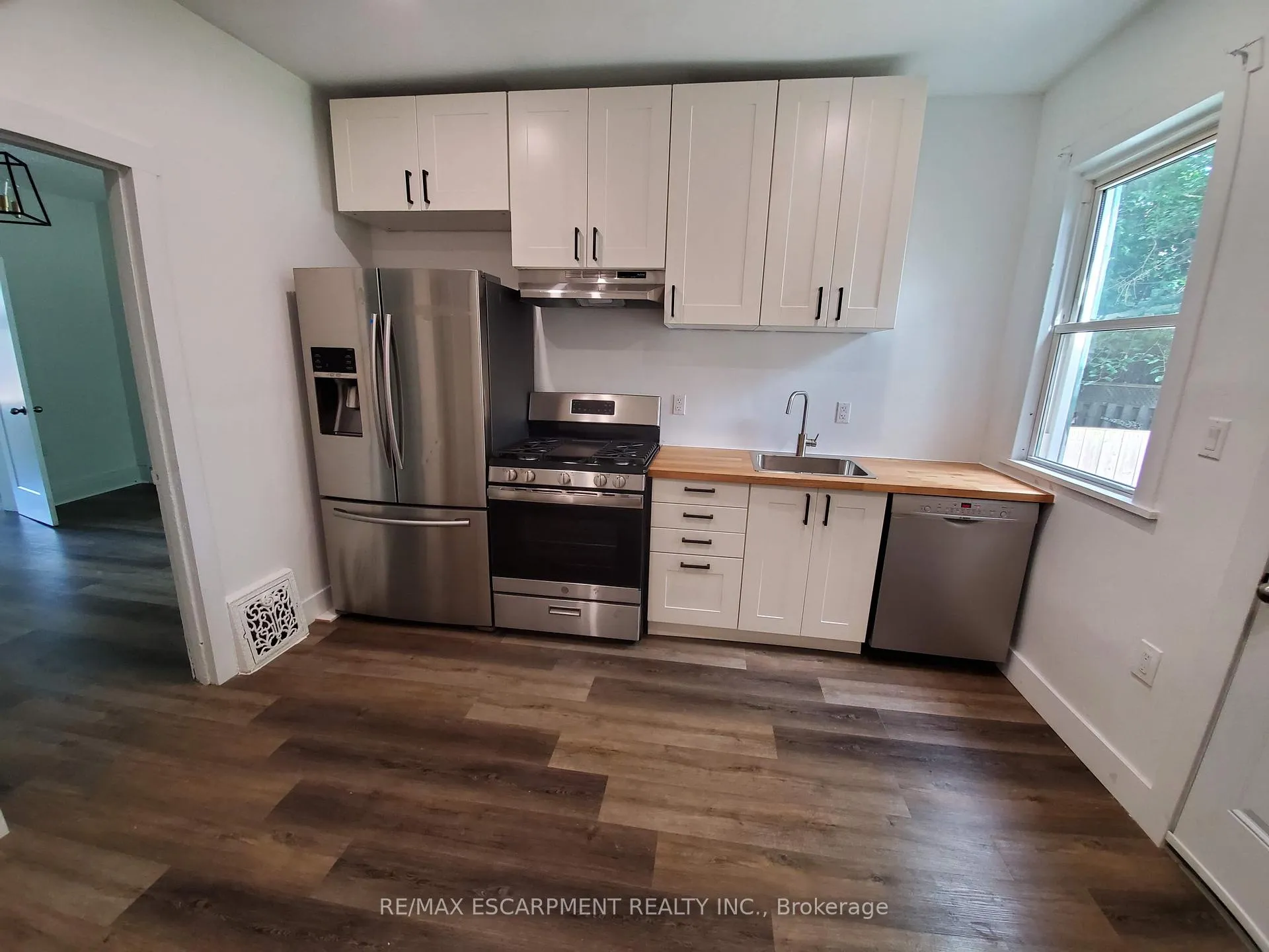 Photo 3 of Unit 1, 198 Sherman Avenue N, Hamilton, Stipley — HOMEH